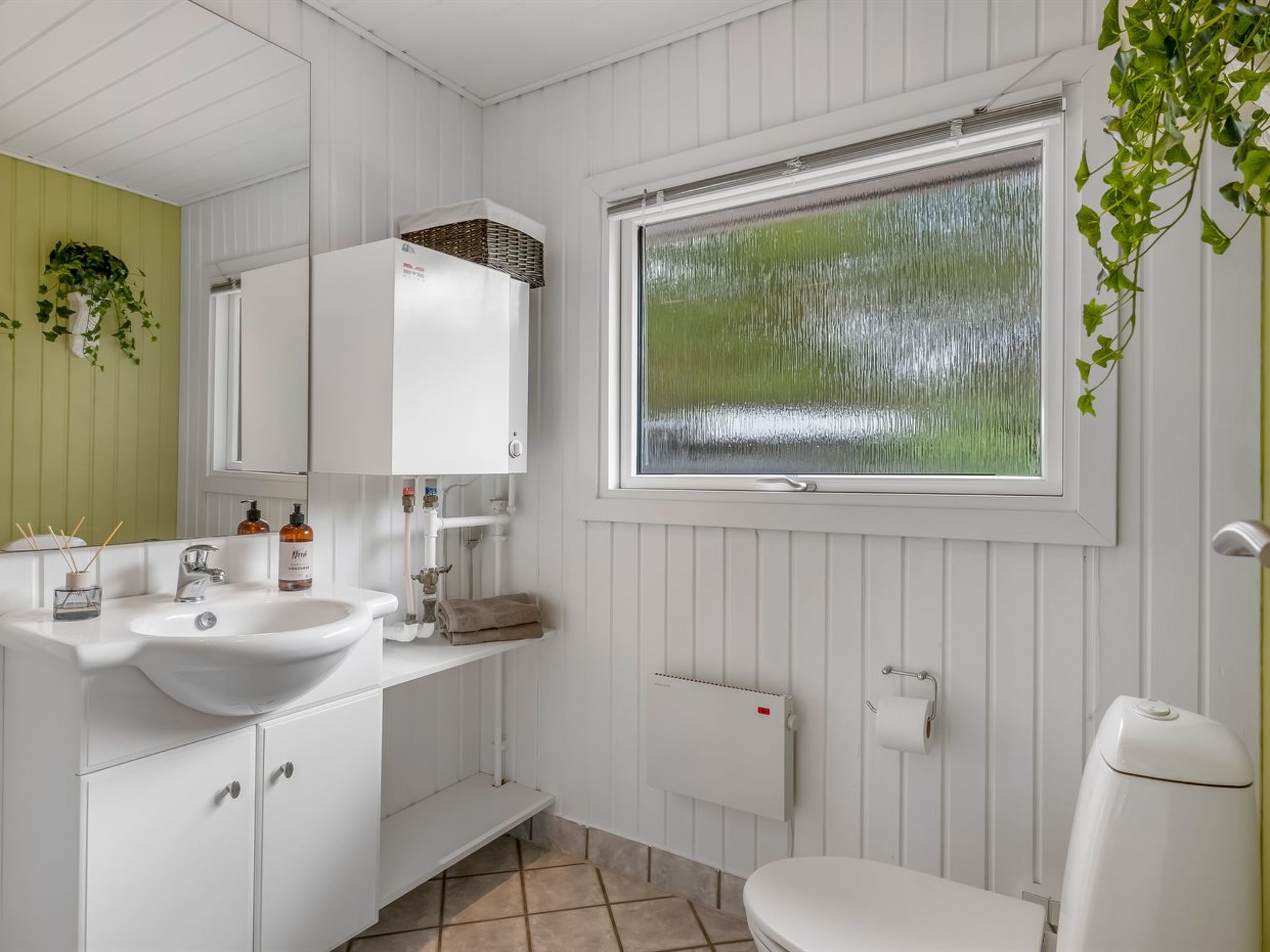 "Elske" - 1.1km from the sea - Binnen