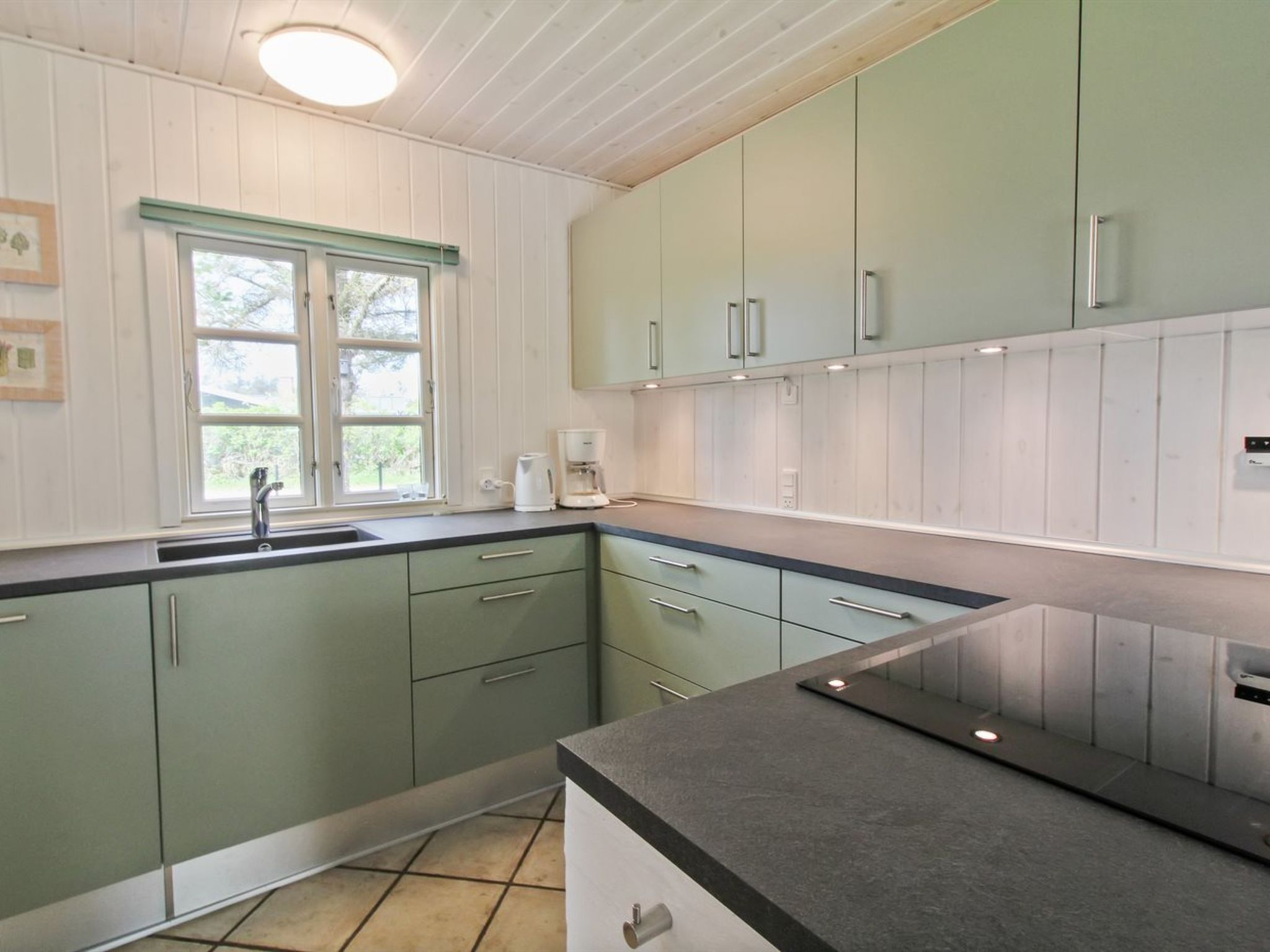 "Hillmari" - 200m from the sea - Dedans
