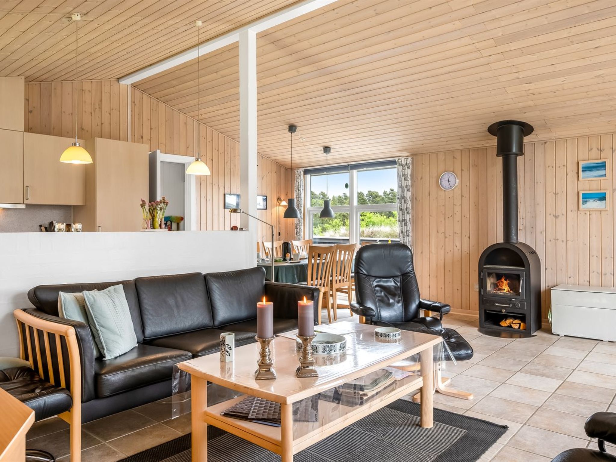 "Nadia" - 1.7km from the sea - Binnen