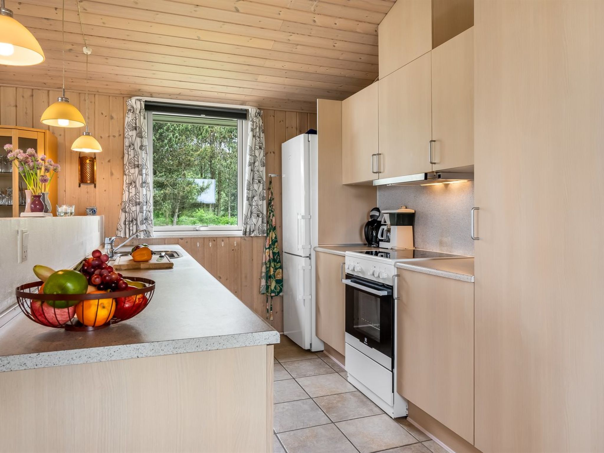 "Nadia" - 1.7km from the sea - Binnen