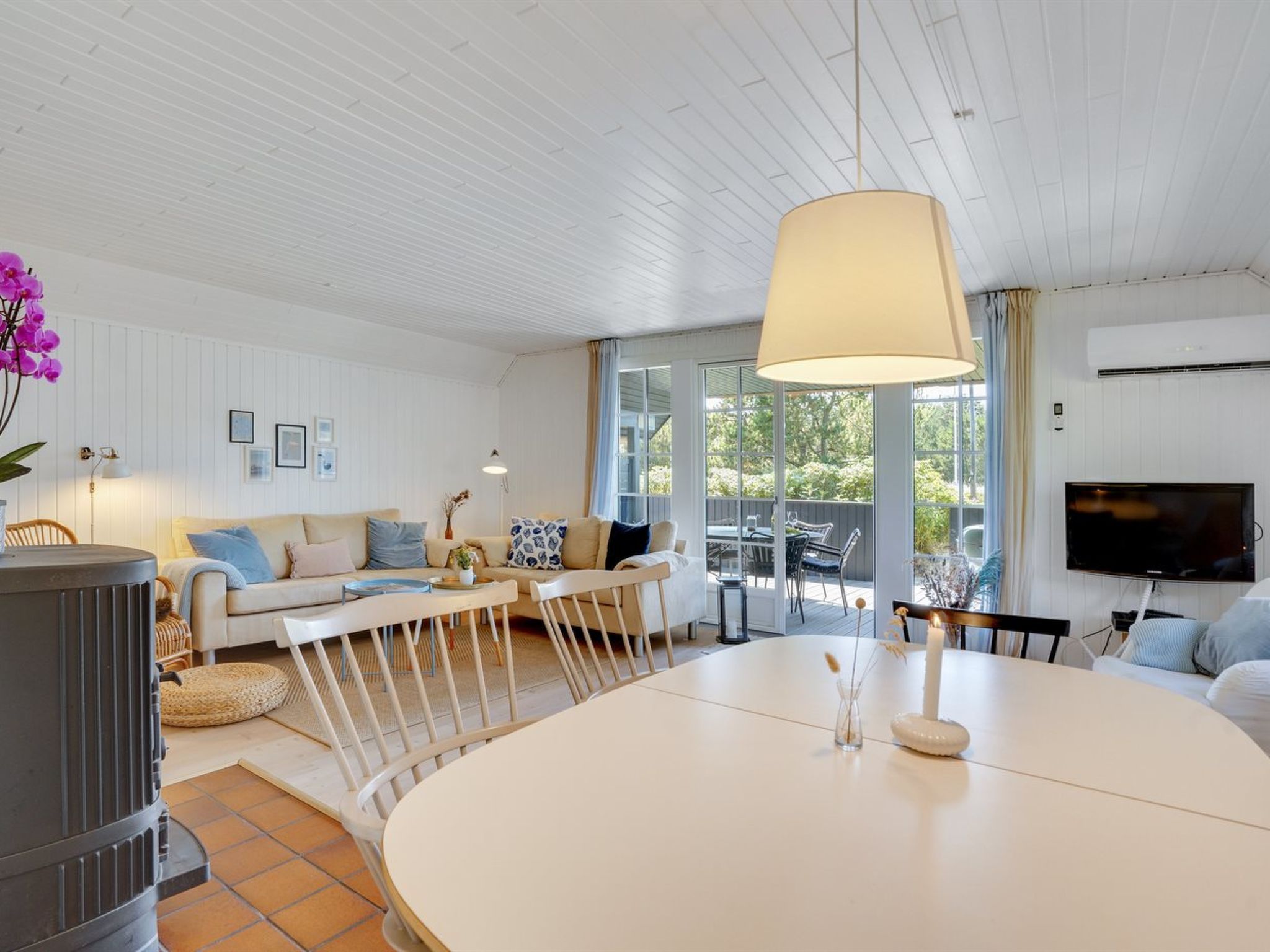 "Sine" - 500m from the sea - Binnen