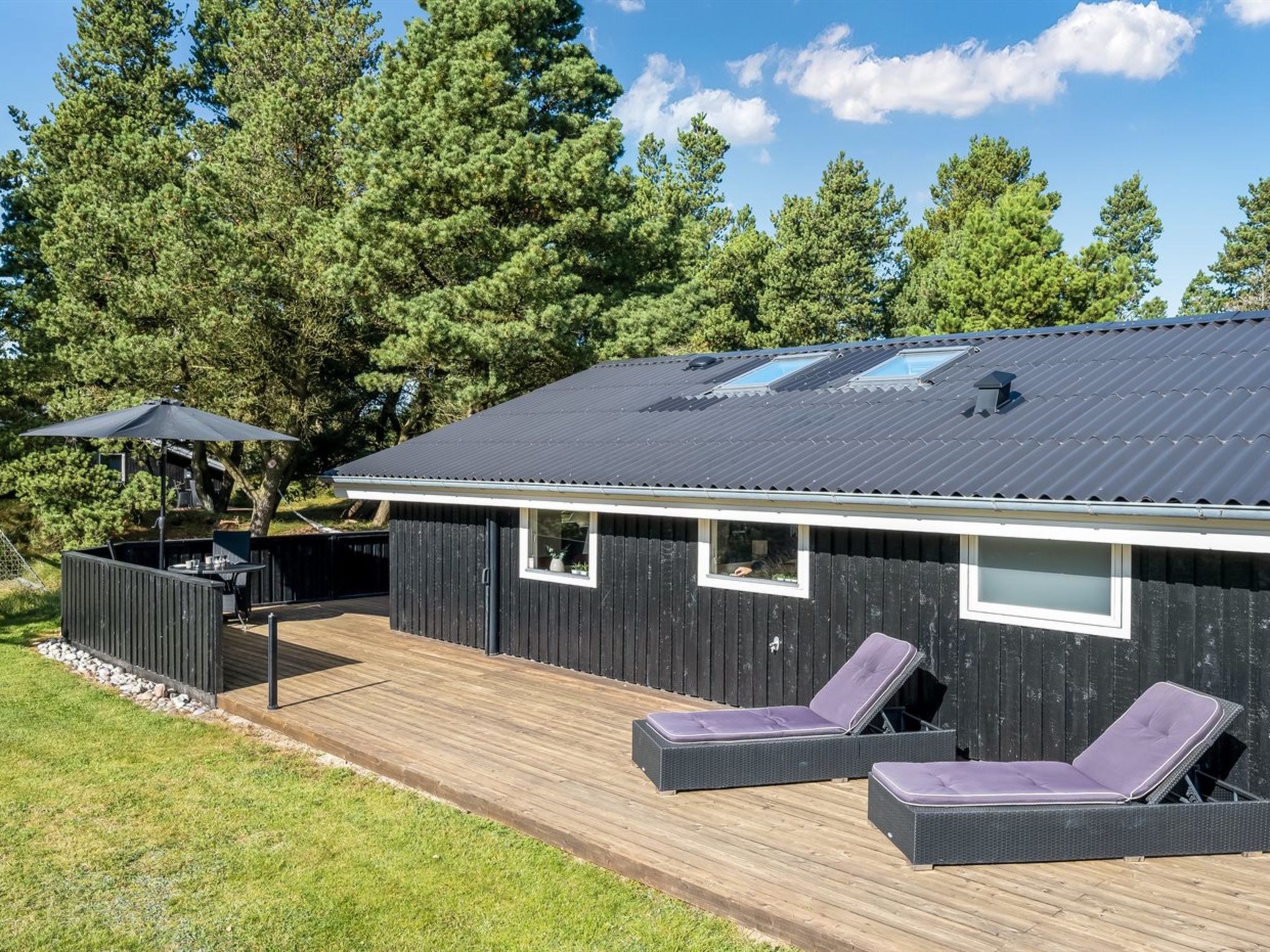 "Eirik" - 2.5km from the sea — Terrace (2 of 35)