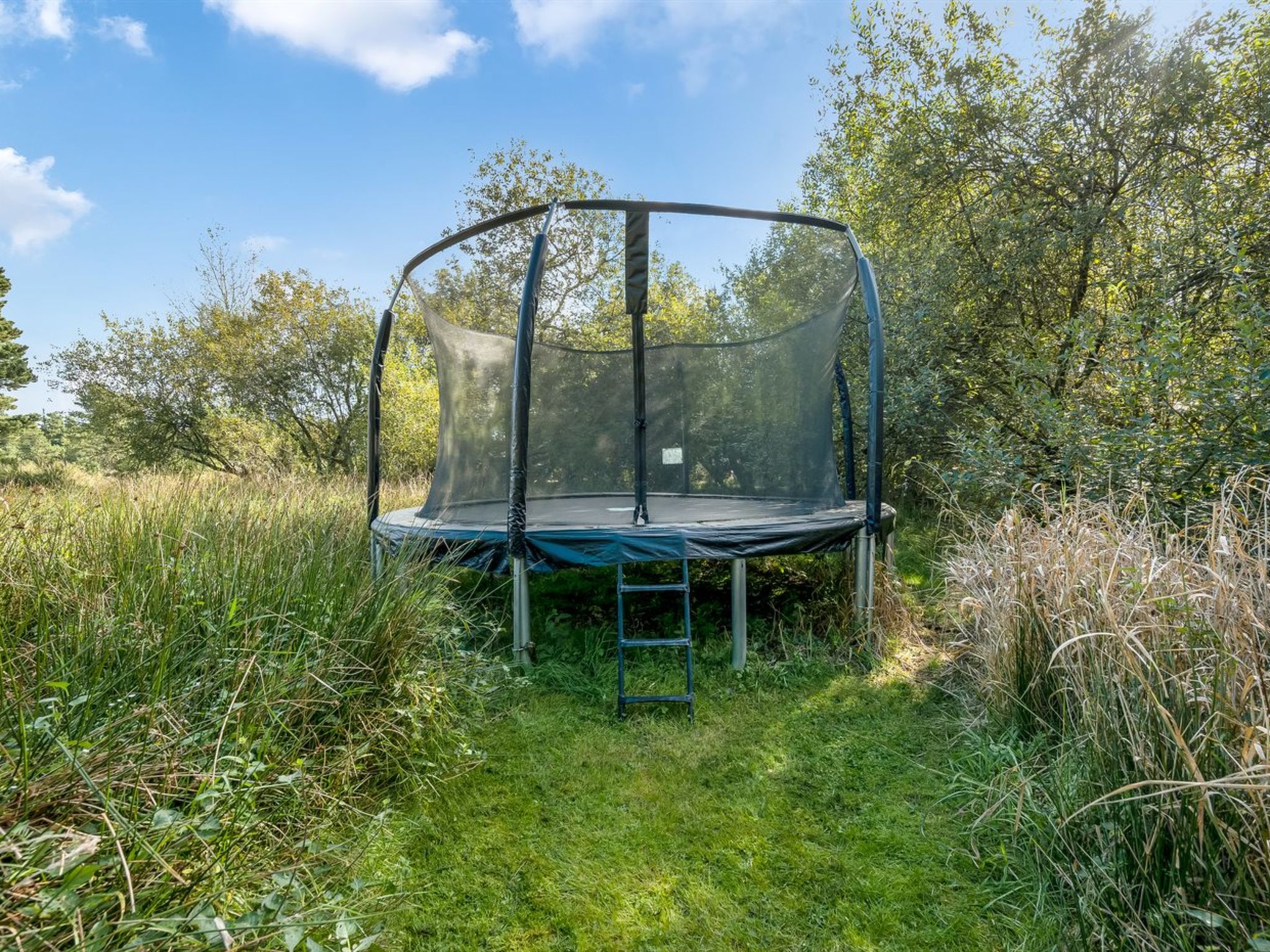"Eirik" - 2.5km from the sea - Buiten