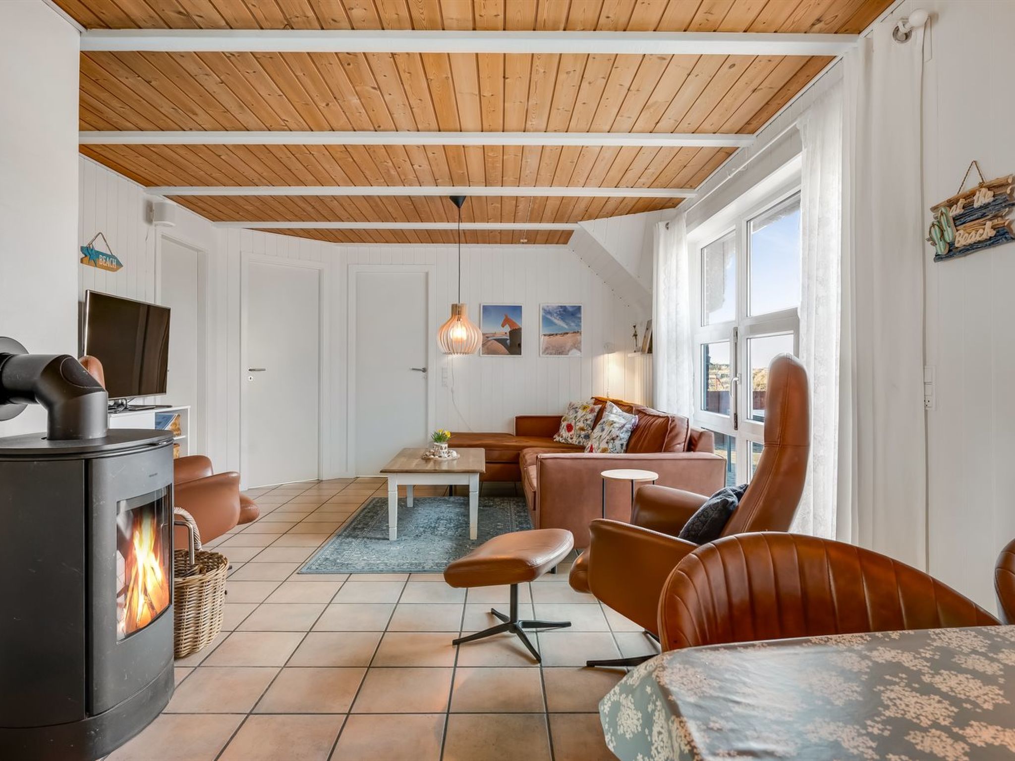 "Viana" - 100m from the sea - Inside