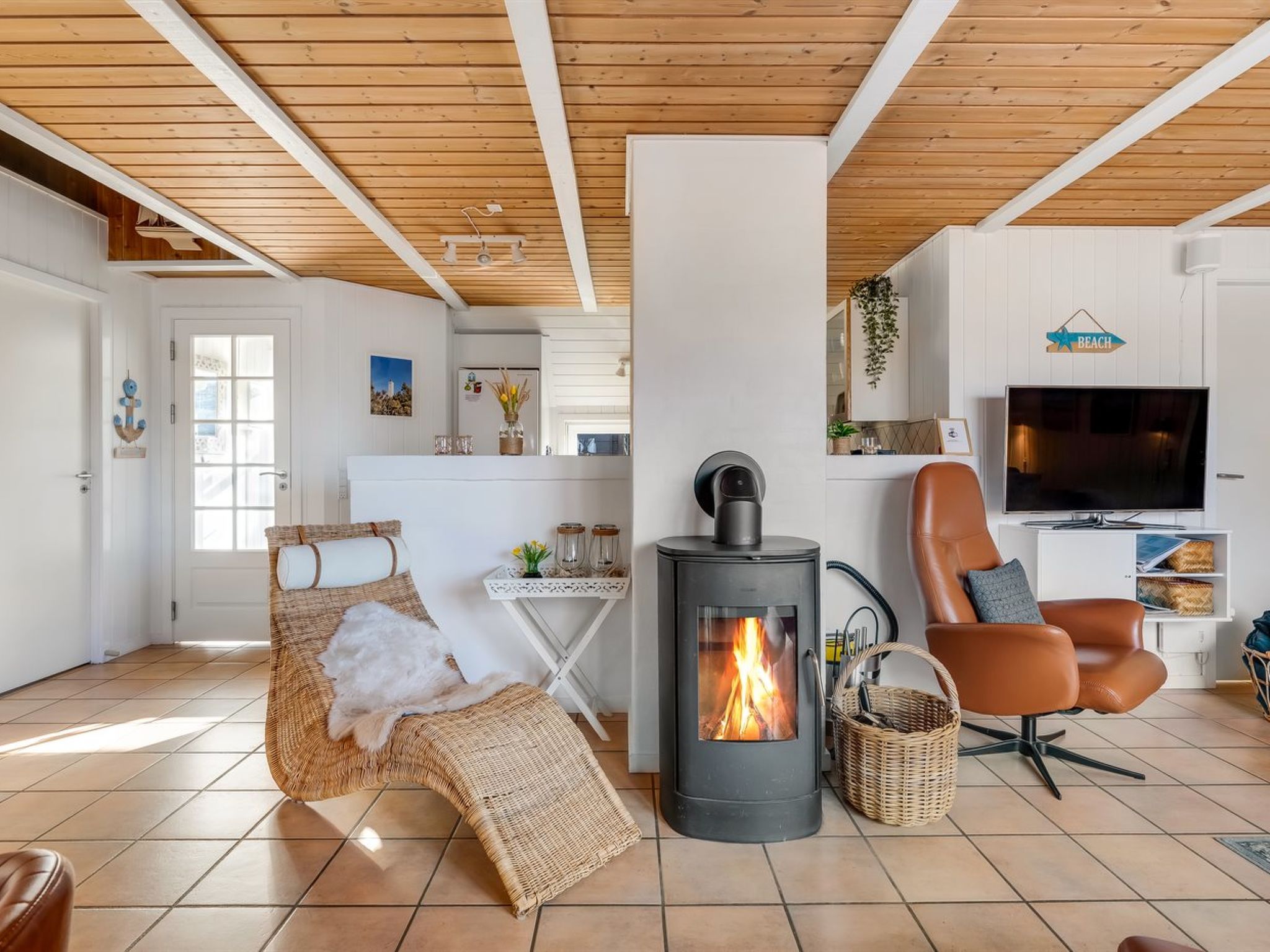 "Viana" - 100m from the sea - Inside