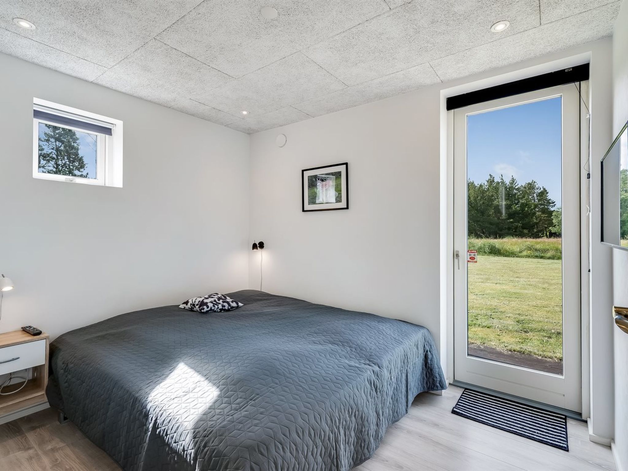 "Jonka" - 2km from the sea - Binnen
