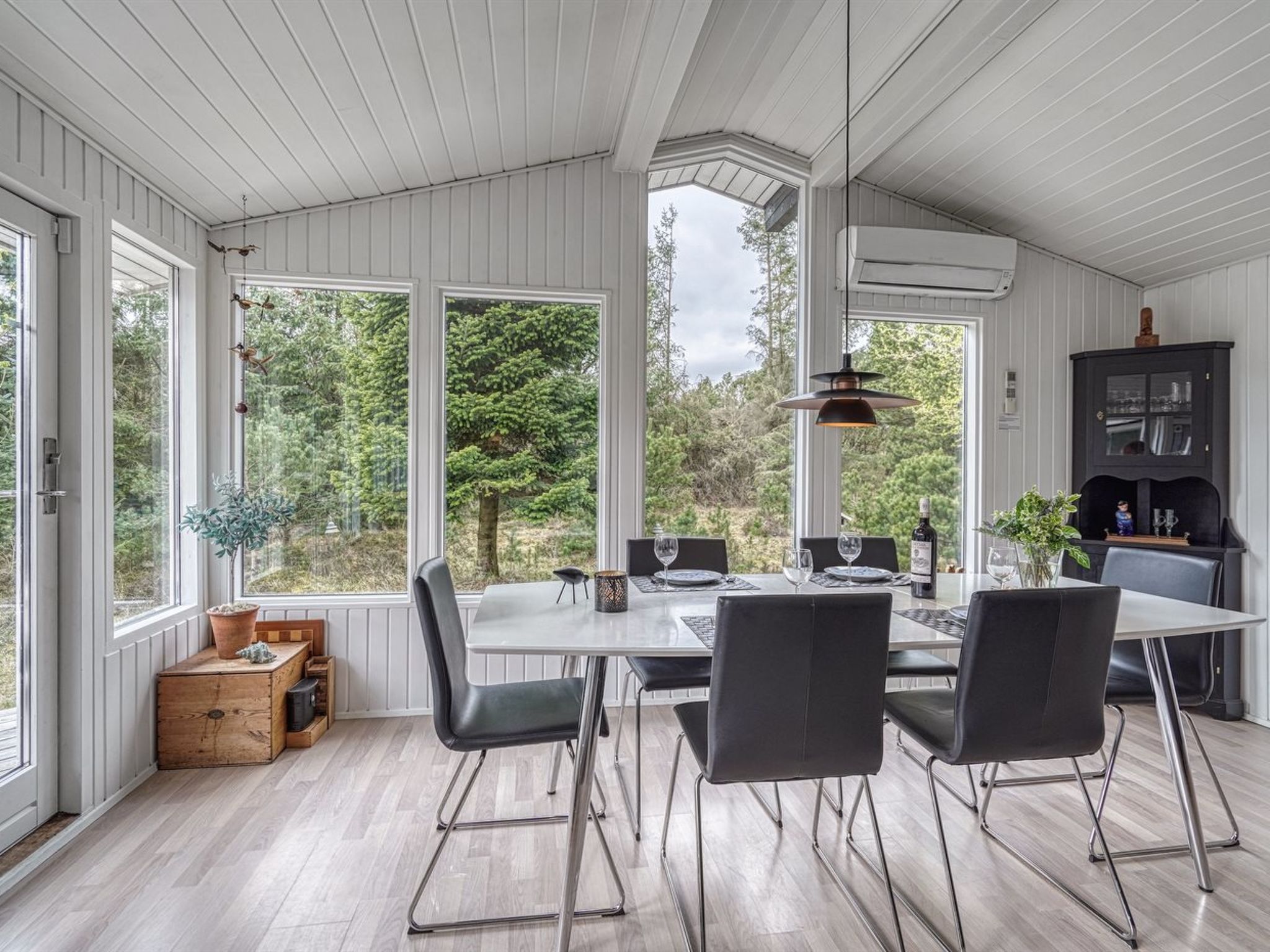 "Taneli" - 2.2km from the sea - Binnen