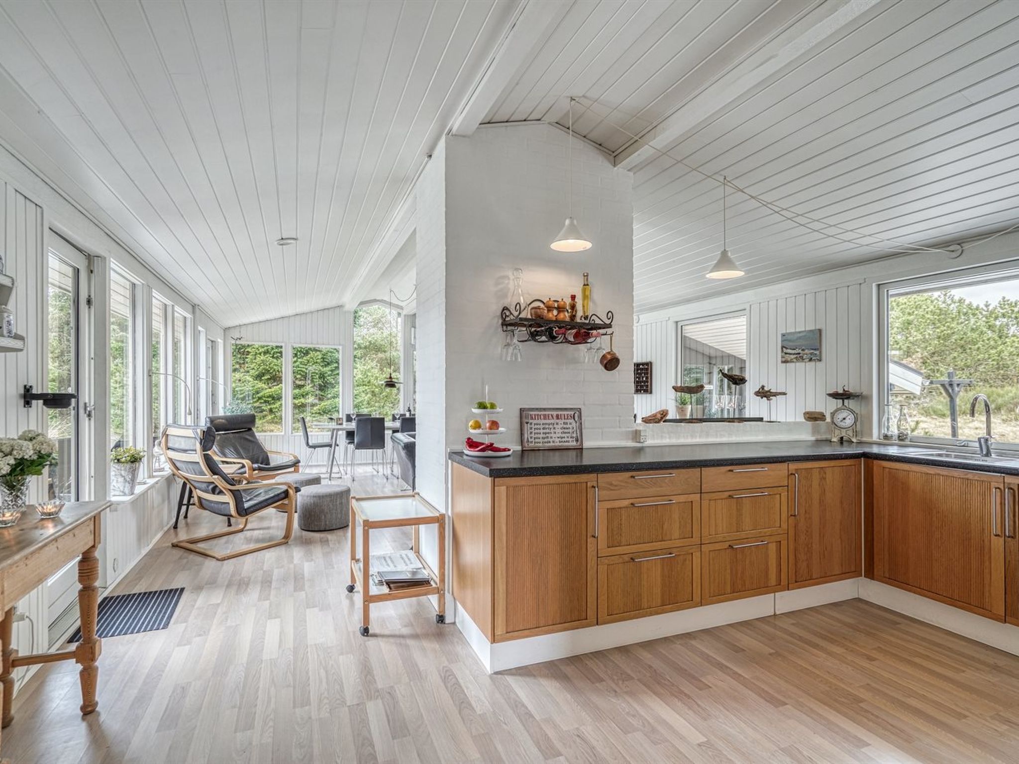 "Taneli" - 2.2km from the sea - Binnen