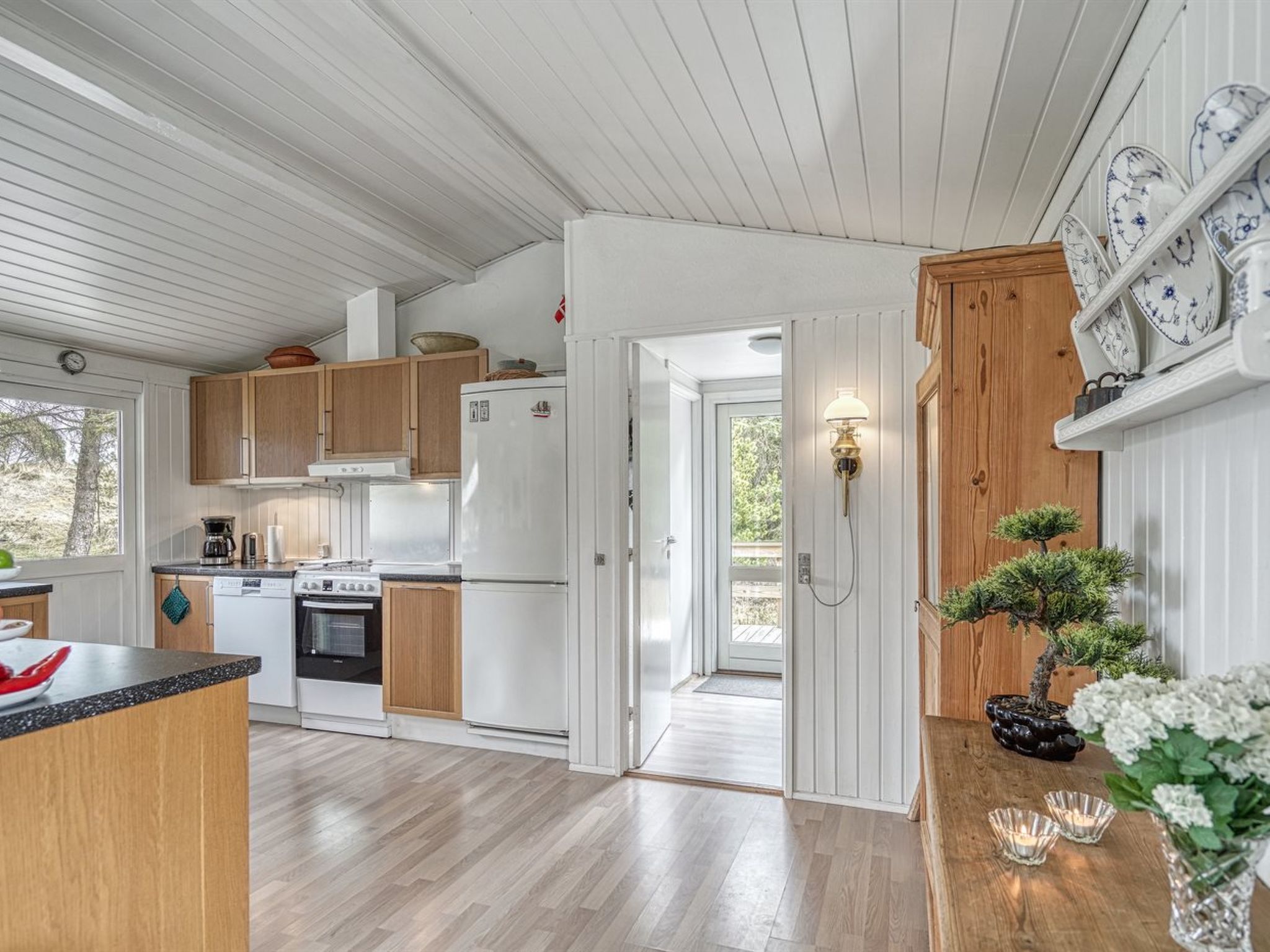 "Taneli" - 2.2km from the sea - Binnen