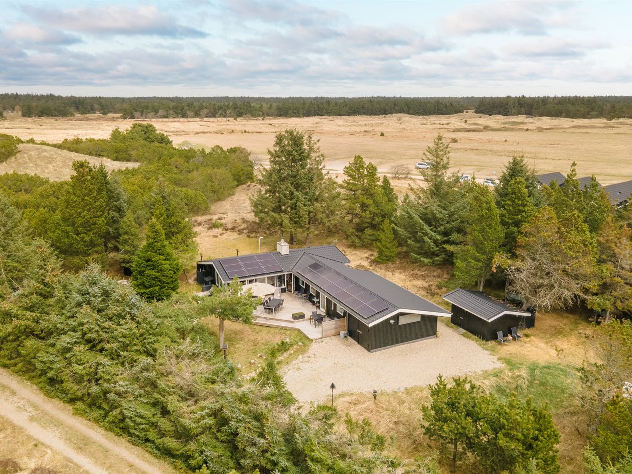 "Taneli" - 2.2km from the sea - Buiten