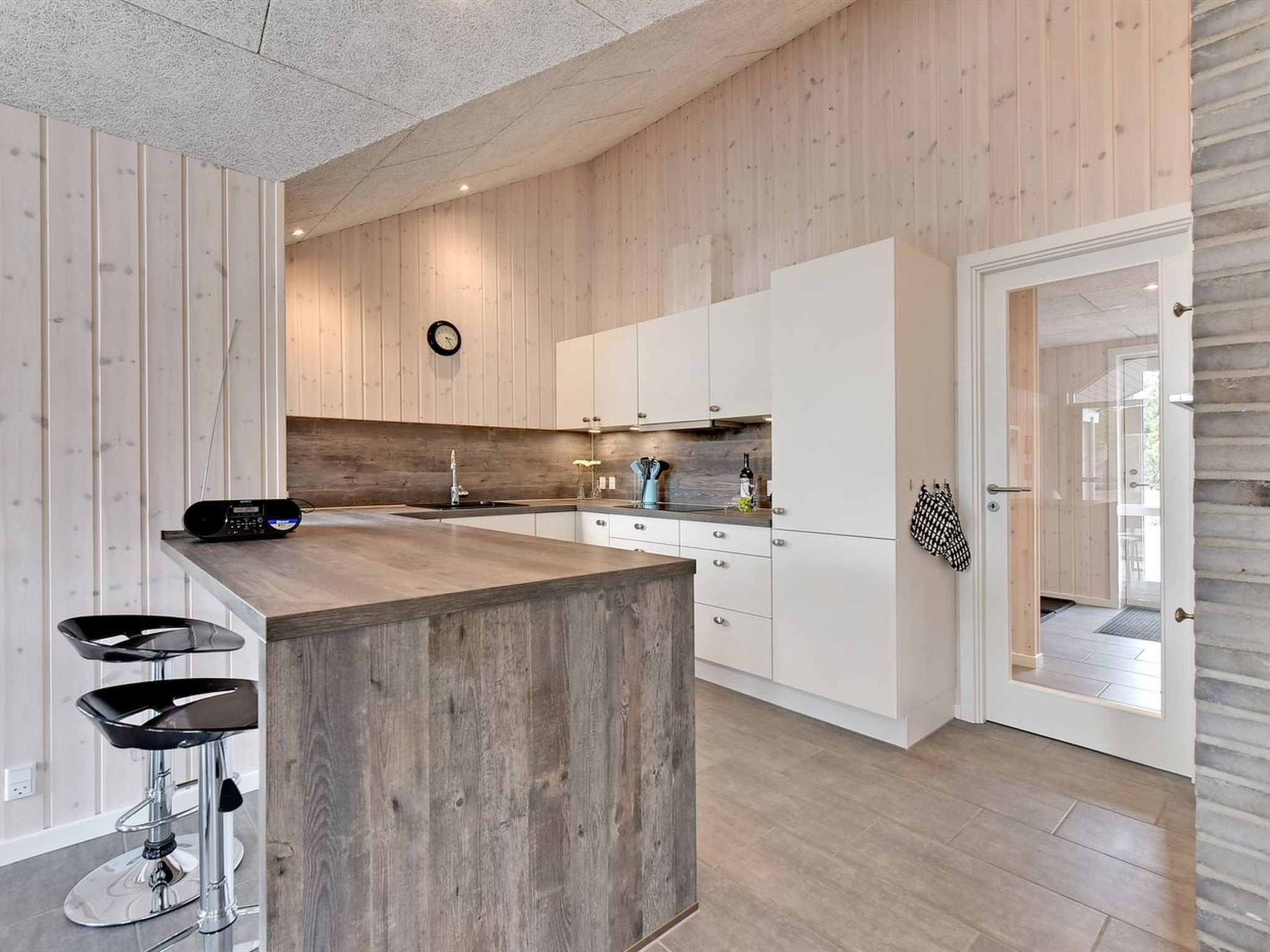 "Hwithoveth" - 1.4km from the sea-Drinnen