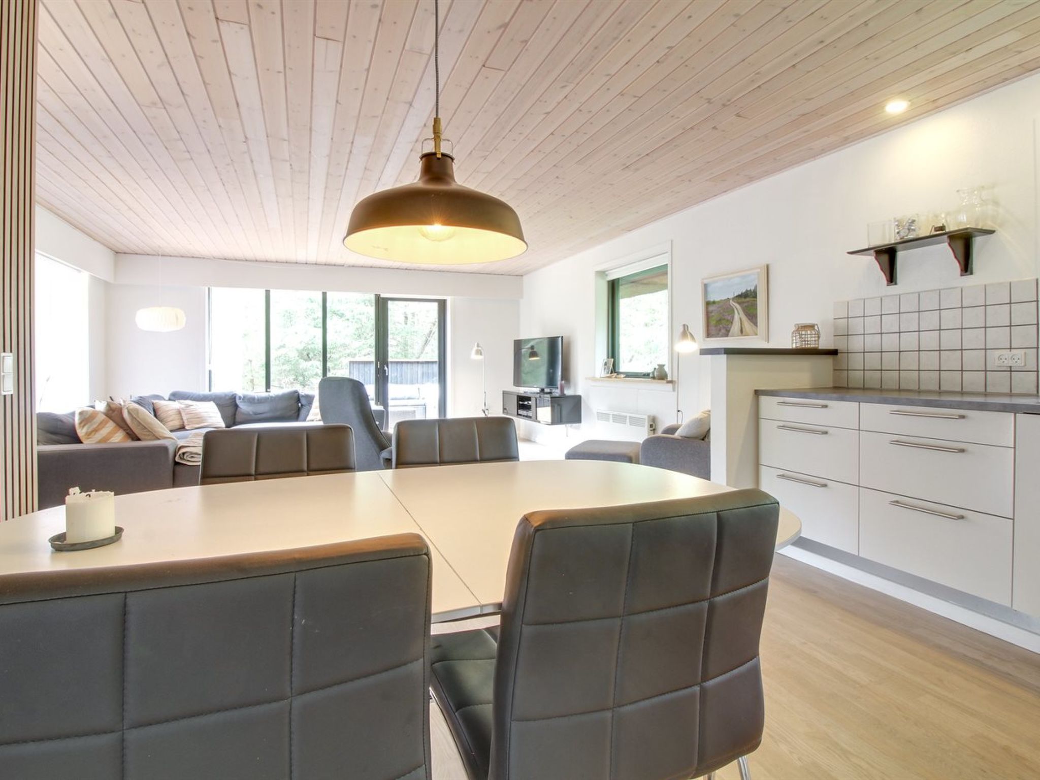 "Gunkil" - 800m from the sea - Binnen