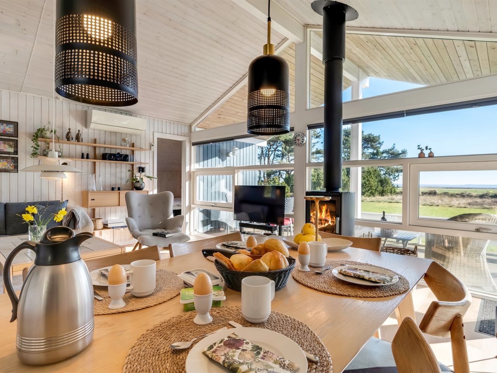 "Eltje" - 4km from the sea - Binnen