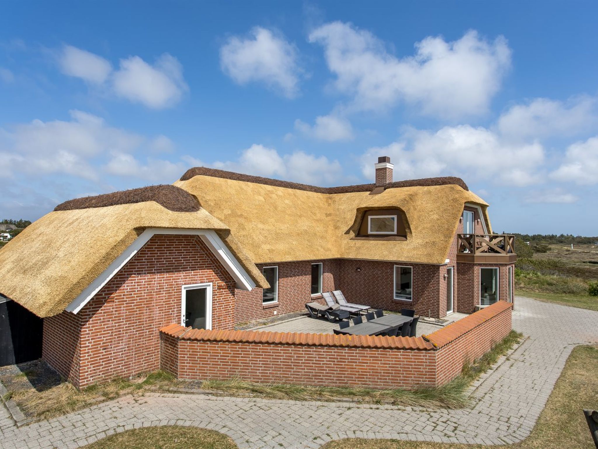 "Stillan" - 150m from the sea - Outside