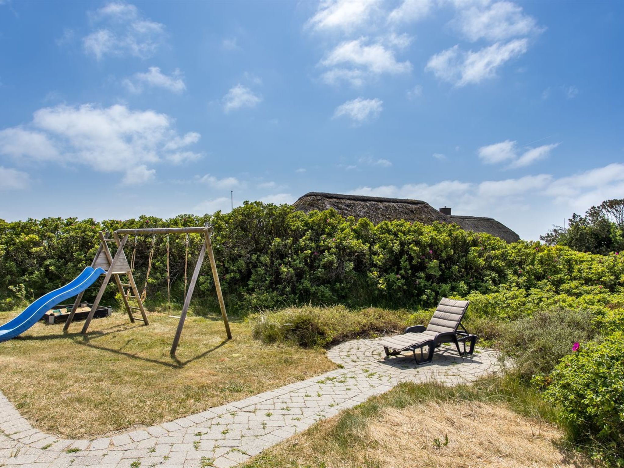 "Stillan" - 150m from the sea - Outside