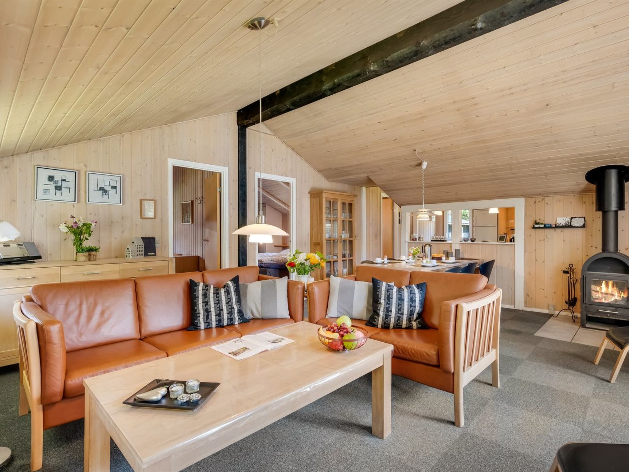 "Valpuri" - 1.3km to the fjord - Inside