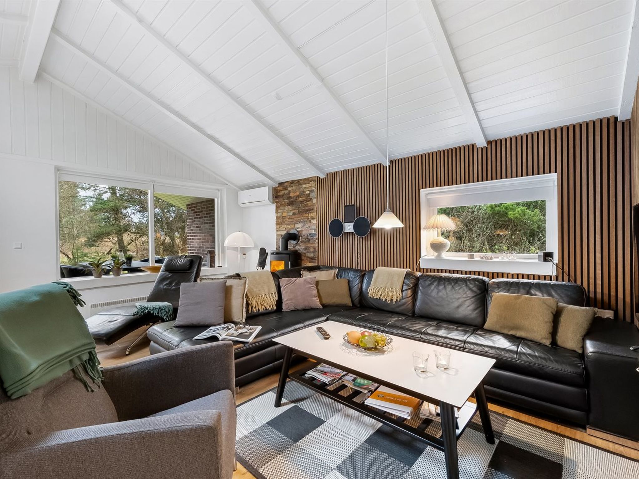 "Famke" - 1km from the sea-Binnen
