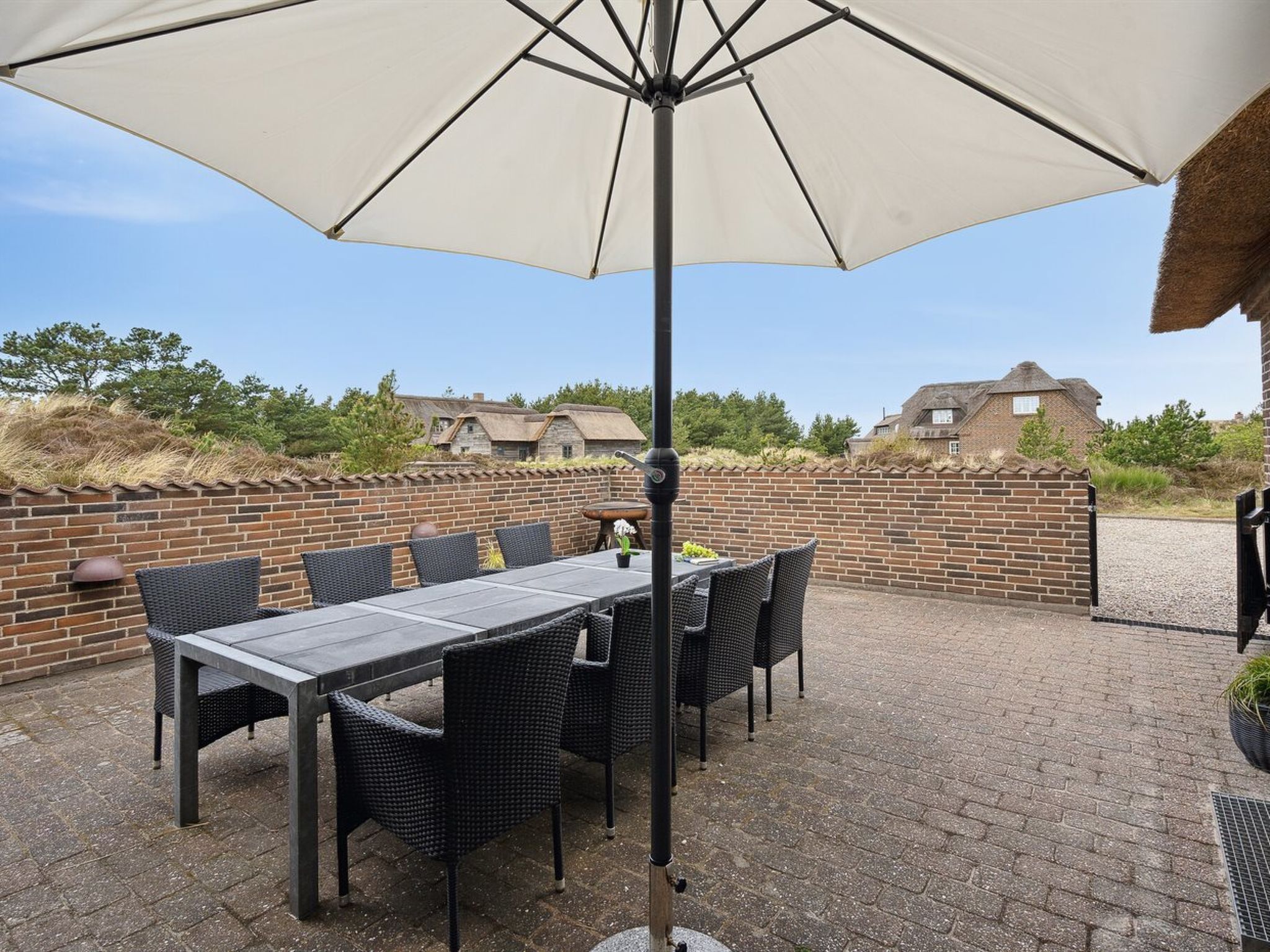 "Domnika" - 350m from the sea - Buiten