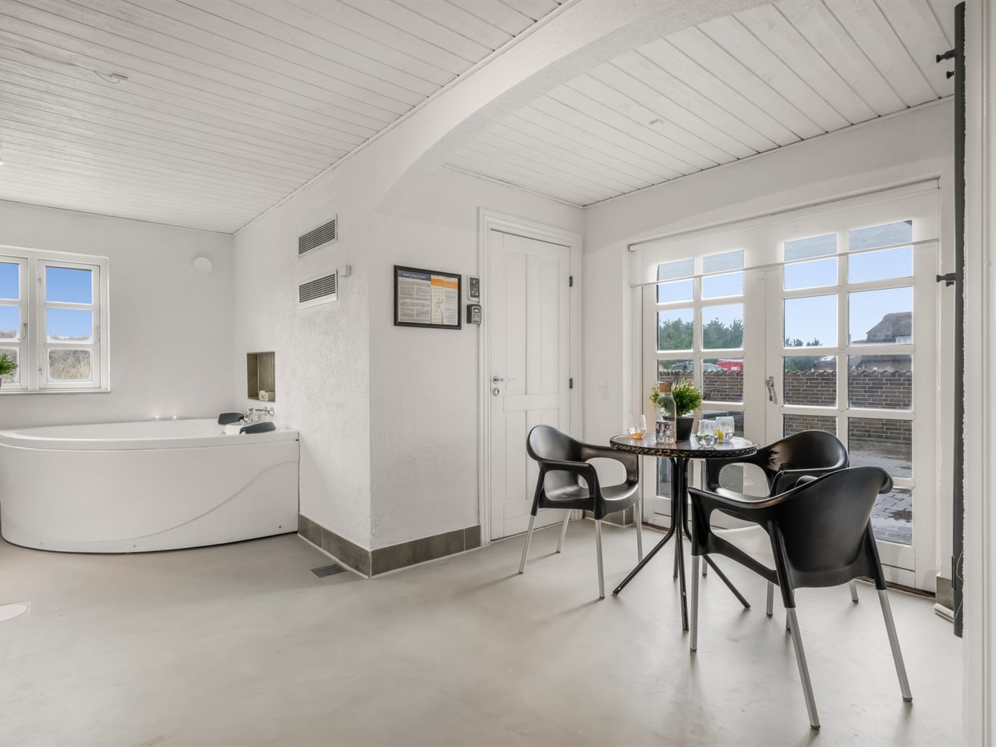"Domnika" - 350m from the sea - Binnen