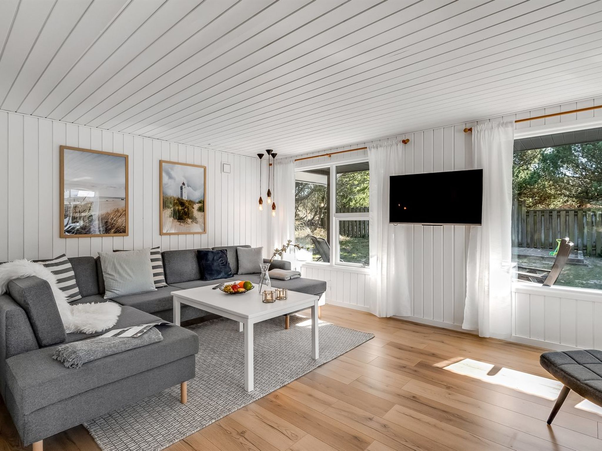 "Allen" - 1km from the sea-Inside