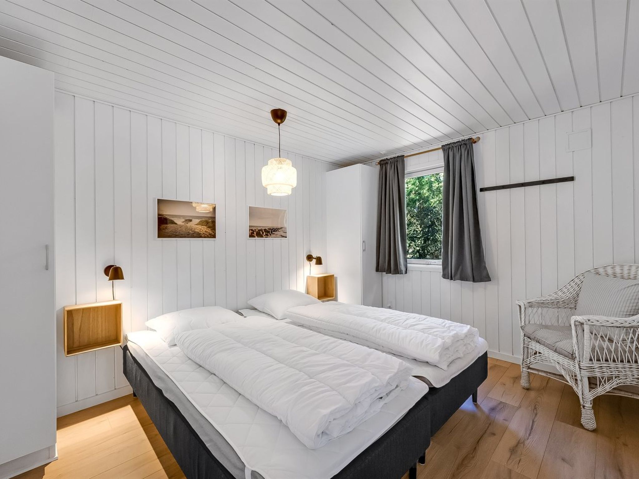 "Allen" - 1km from the sea-Inside