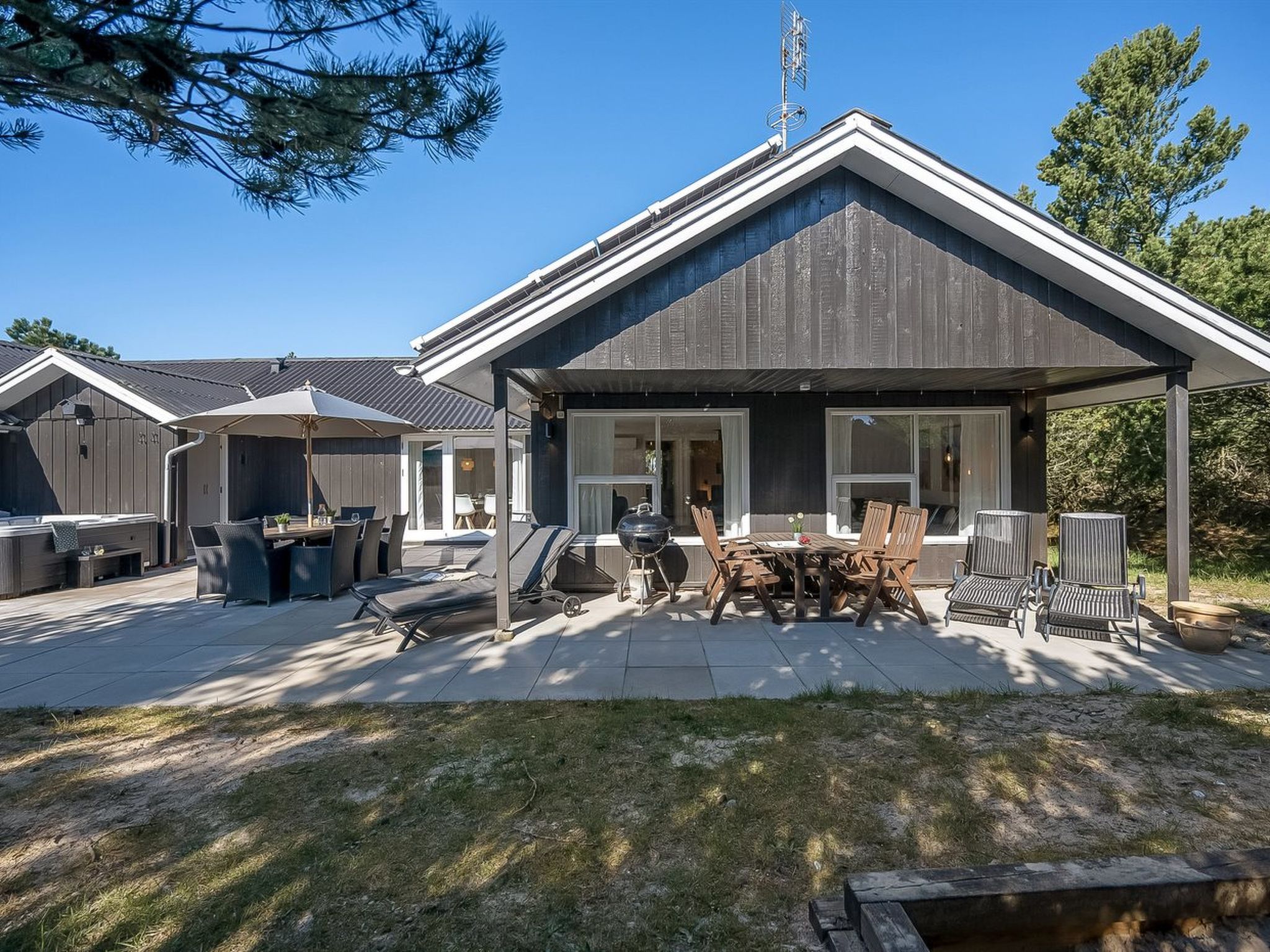"Allen" - 1km from the sea — Terrace (4 of 29)