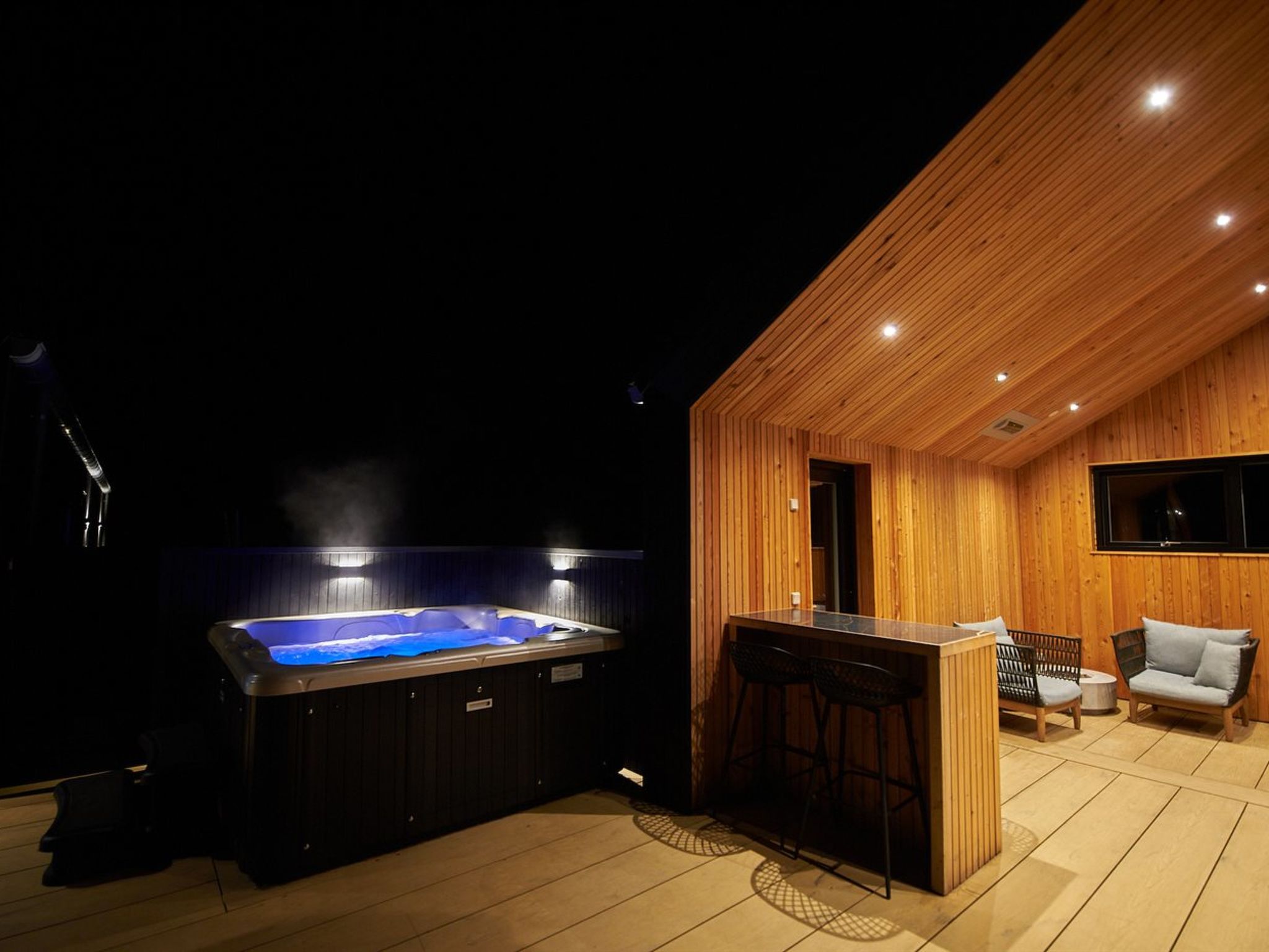 "Menja" - 1.4km from the sea-Binnen