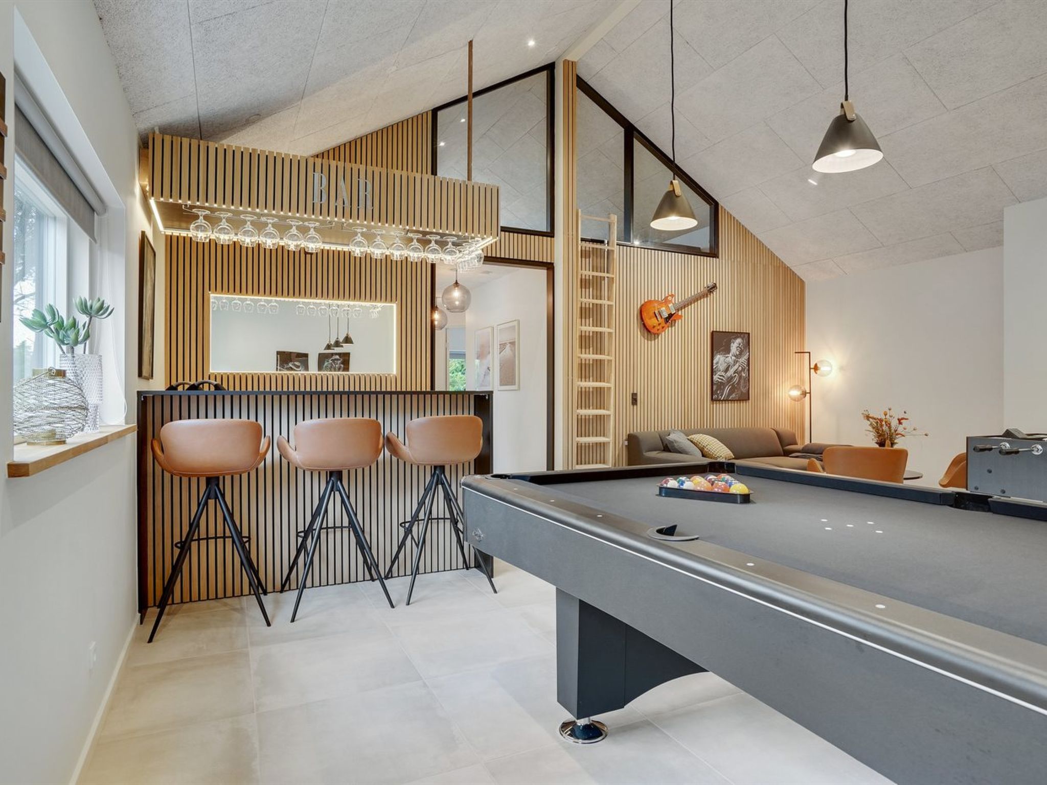 "Menja" - 1.4km from the sea-Binnen