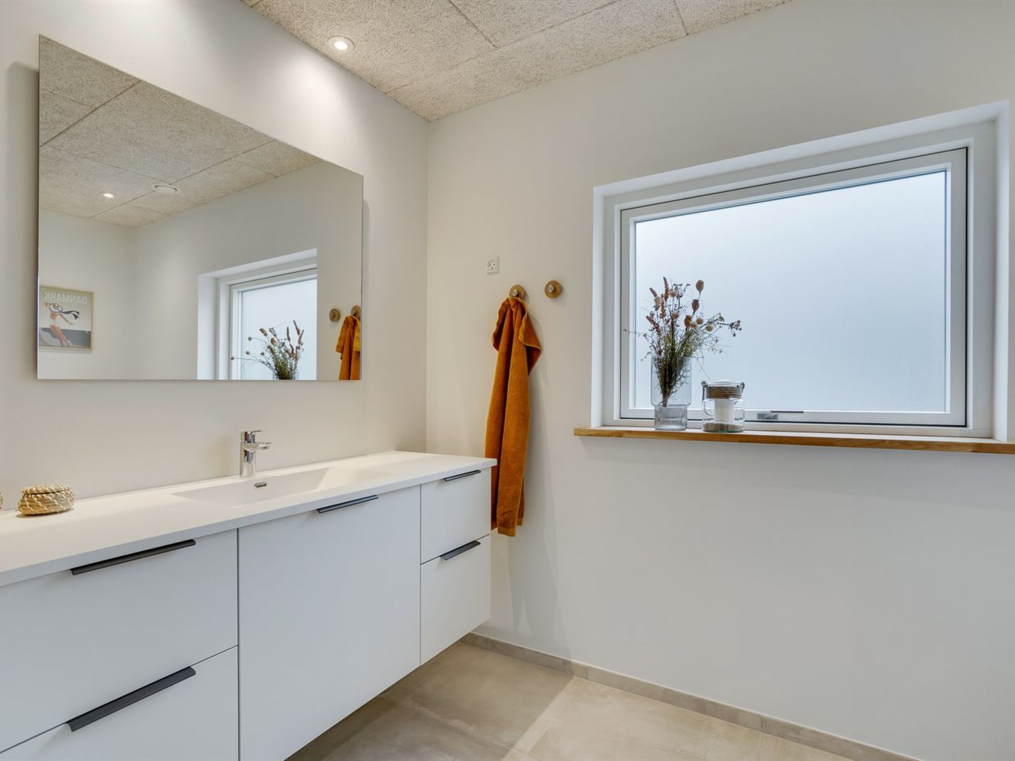 "Menja" - 1.4km from the sea-Binnen