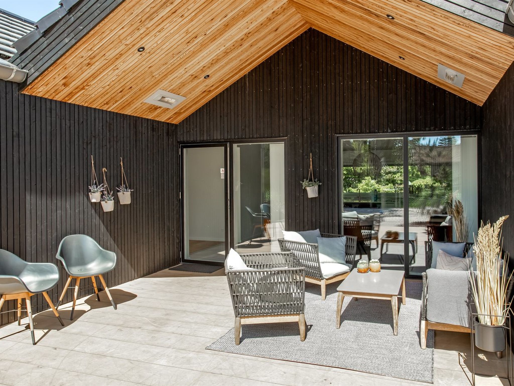 "Menja" - 1.4km from the sea-Buiten