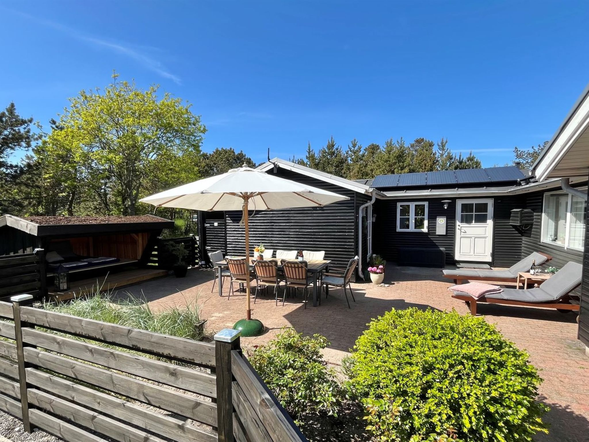 "Aviaya" - 350m from the sea - Buiten