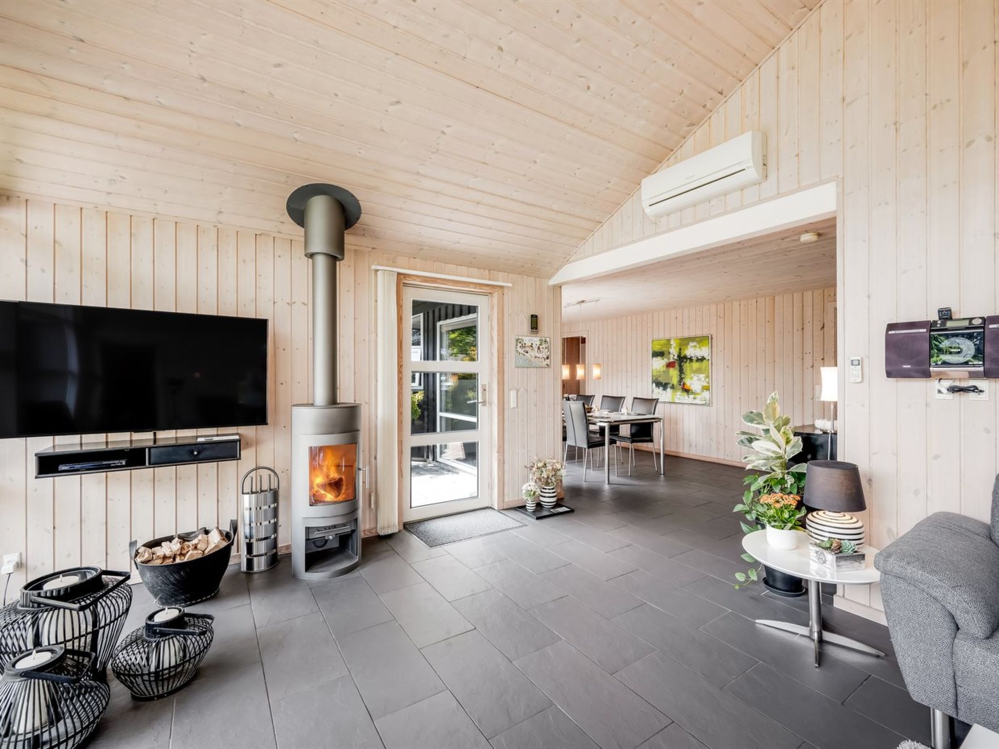 "Fritzi" - 1.7km from the sea - Binnen