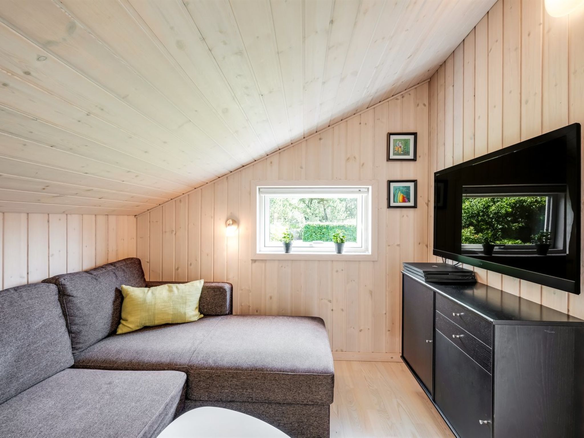 "Fritzi" - 1.7km from the sea - Binnen