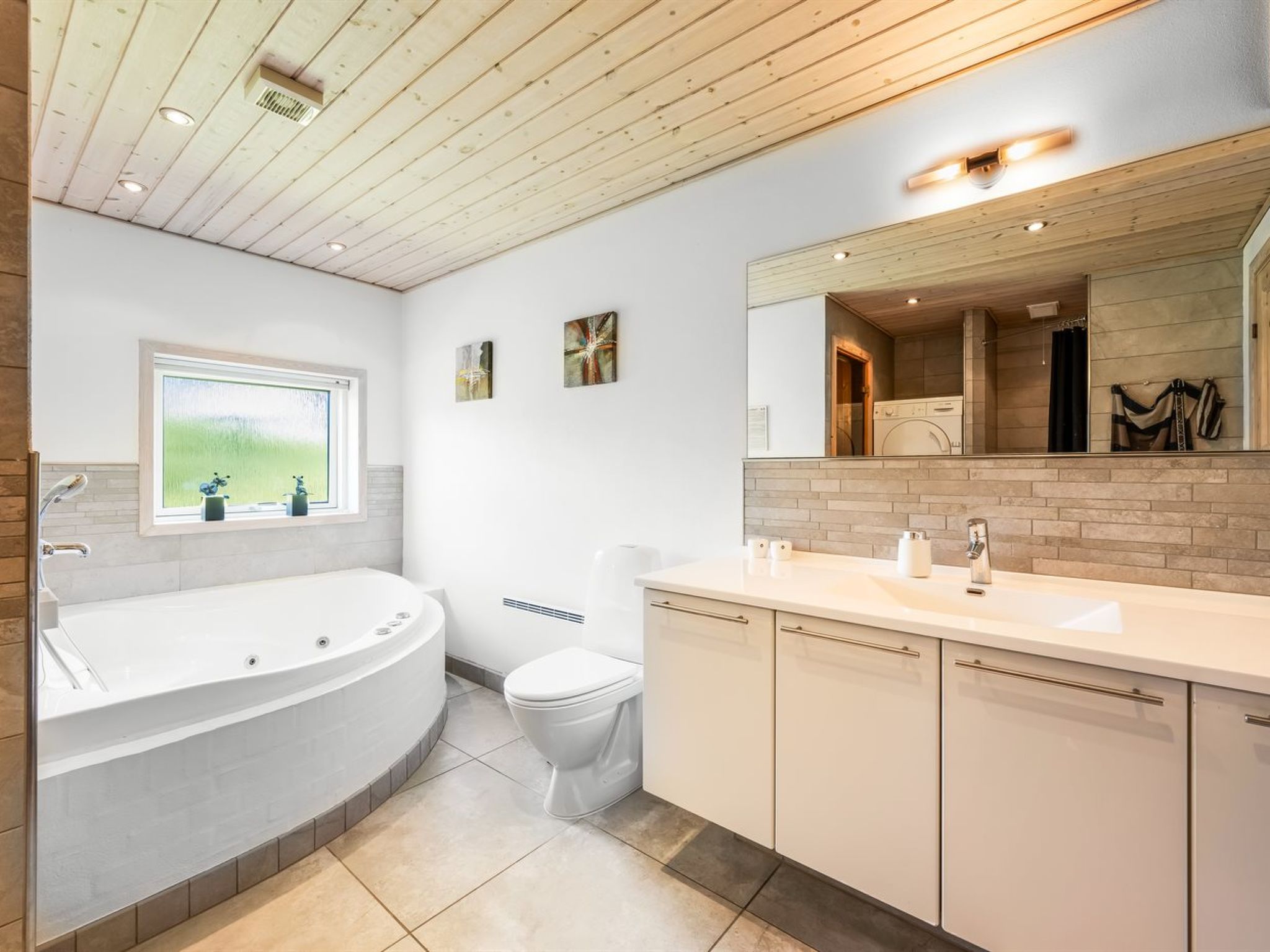 "Fritzi" - 1.7km from the sea - Binnen