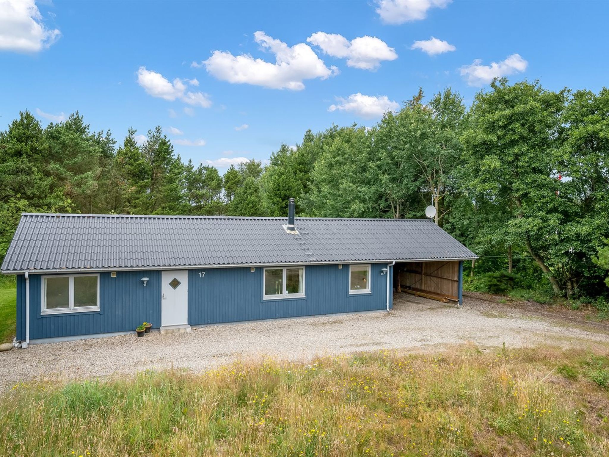 "Ljiljana" - 2km from the sea - Buiten