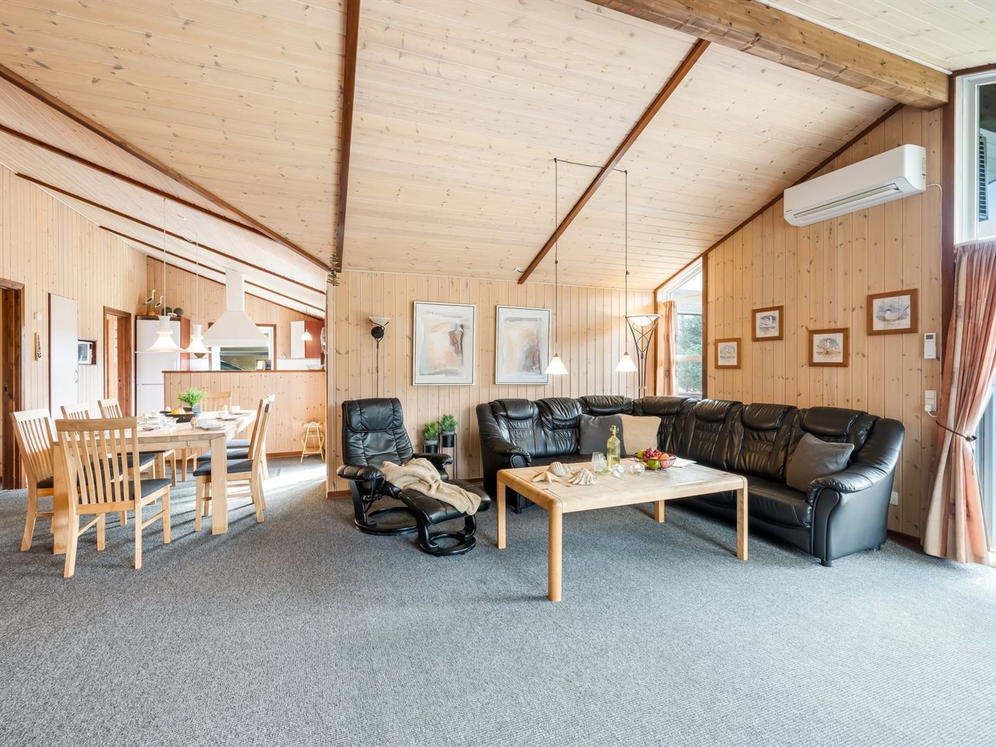 "Thorger" - 550m from the sea - Binnen