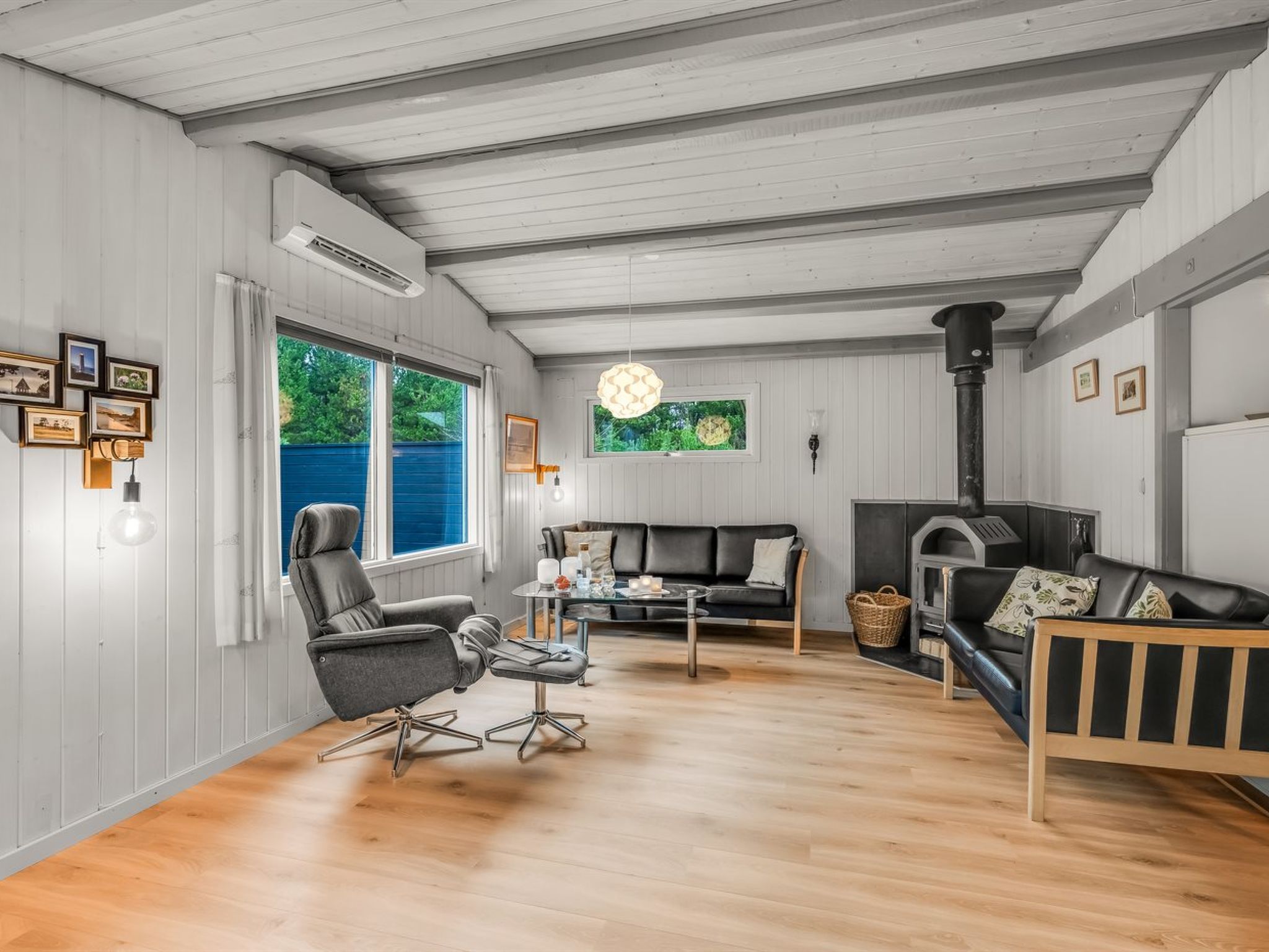 "Amaya" - 1km from the sea - Binnen