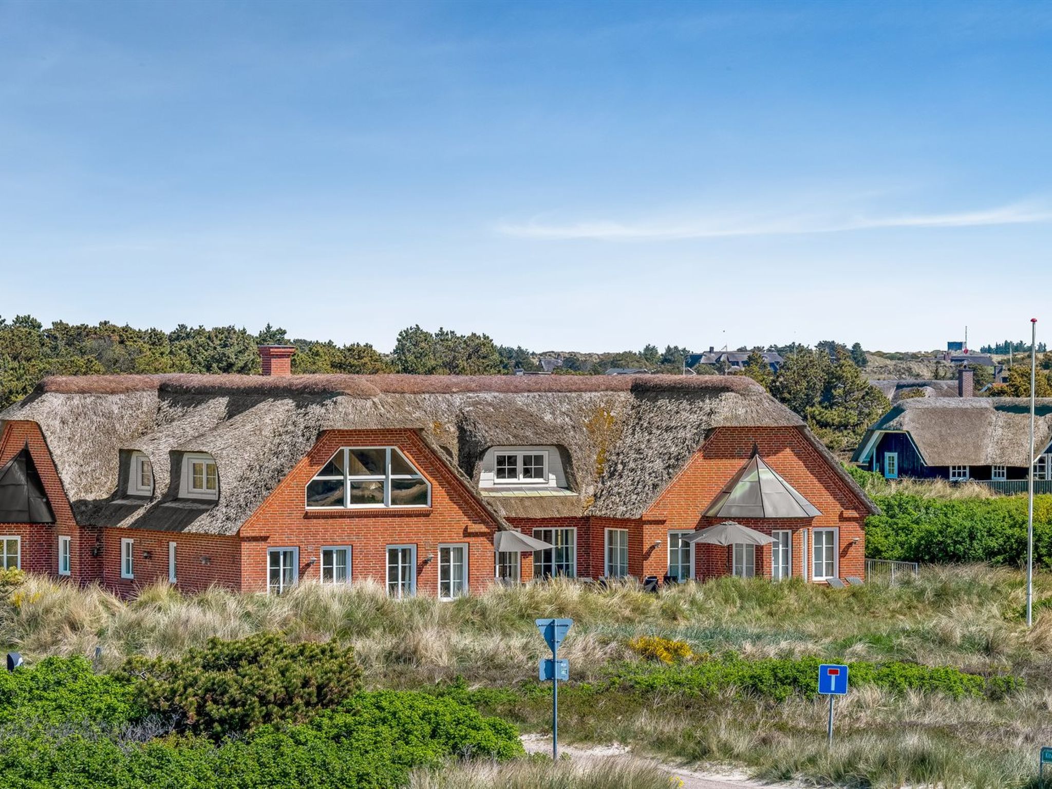 "Gytha" - 75m from the sea - Draußen