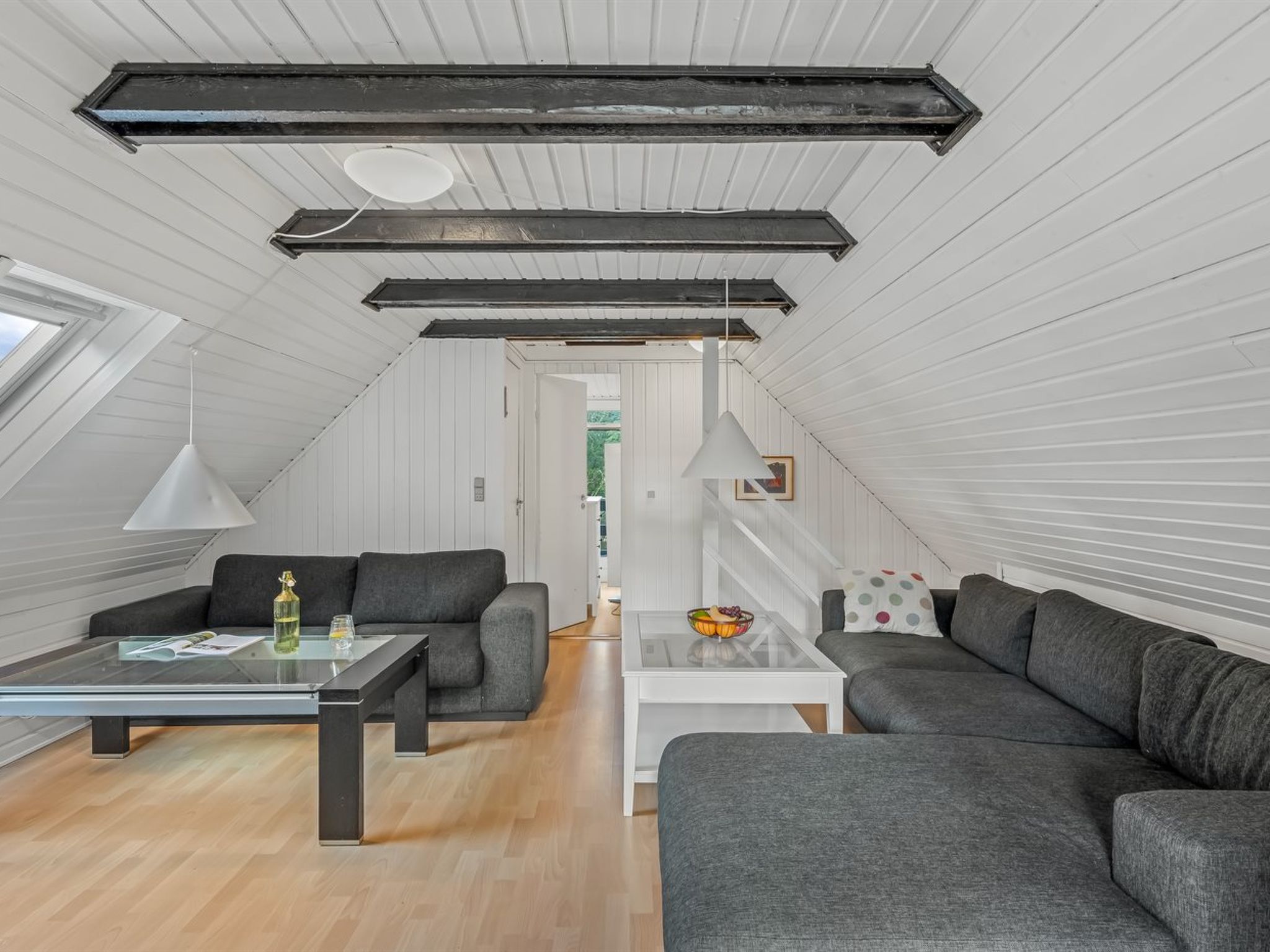 "Poul" - 1.9km from the sea - Binnen