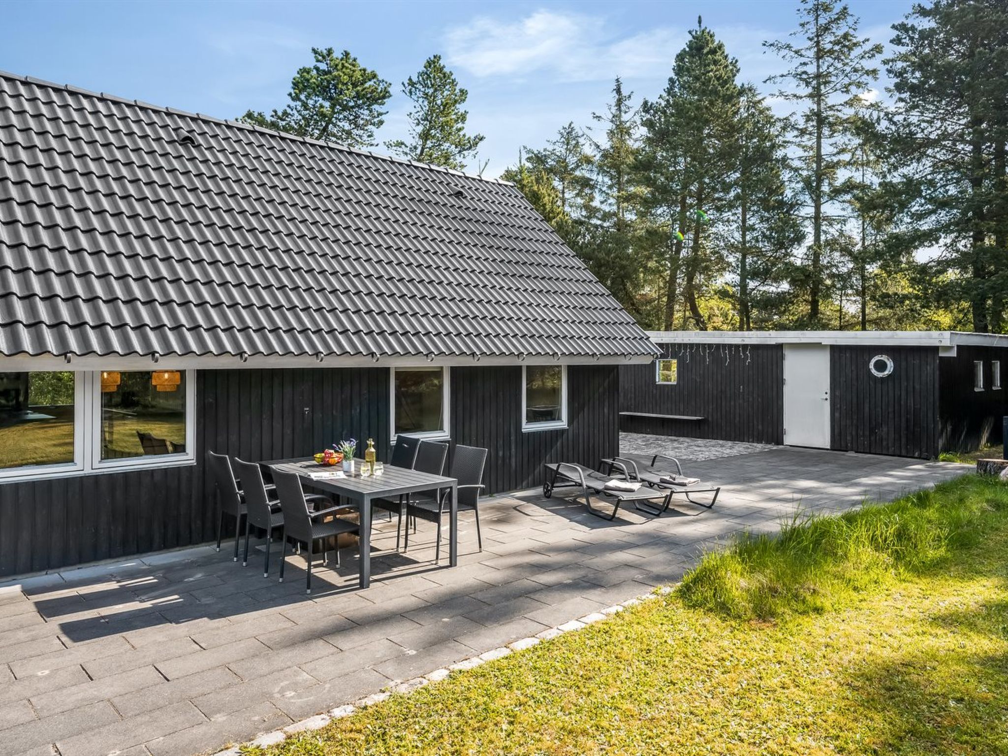 "Ottil" - 1.5km from the sea-Outside