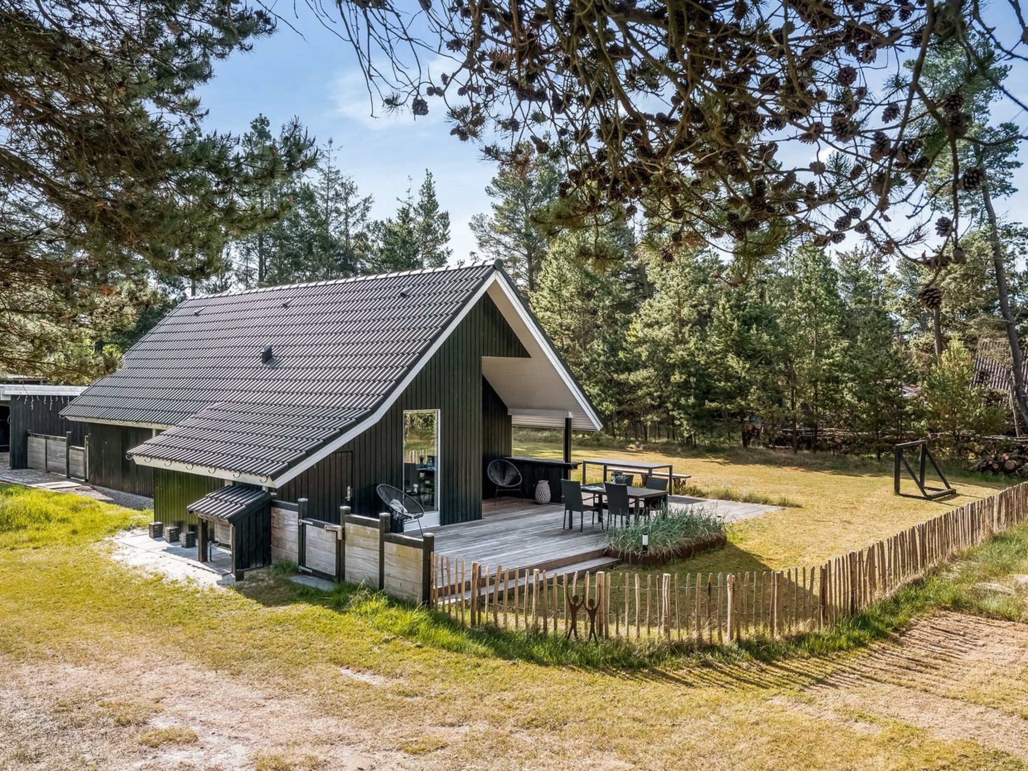 "Ottil" - 1.5km from the sea-Outside