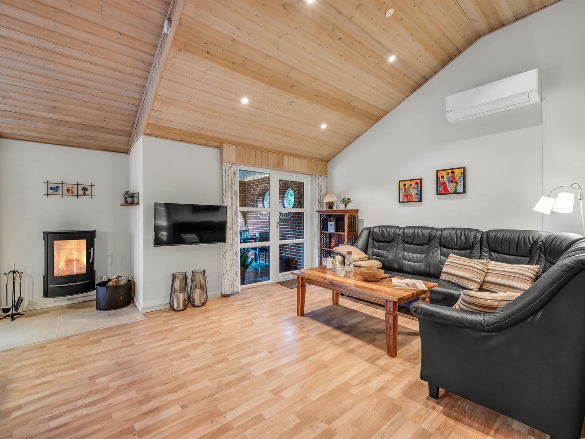 "Guse" - 1.5km from the sea-Dedans