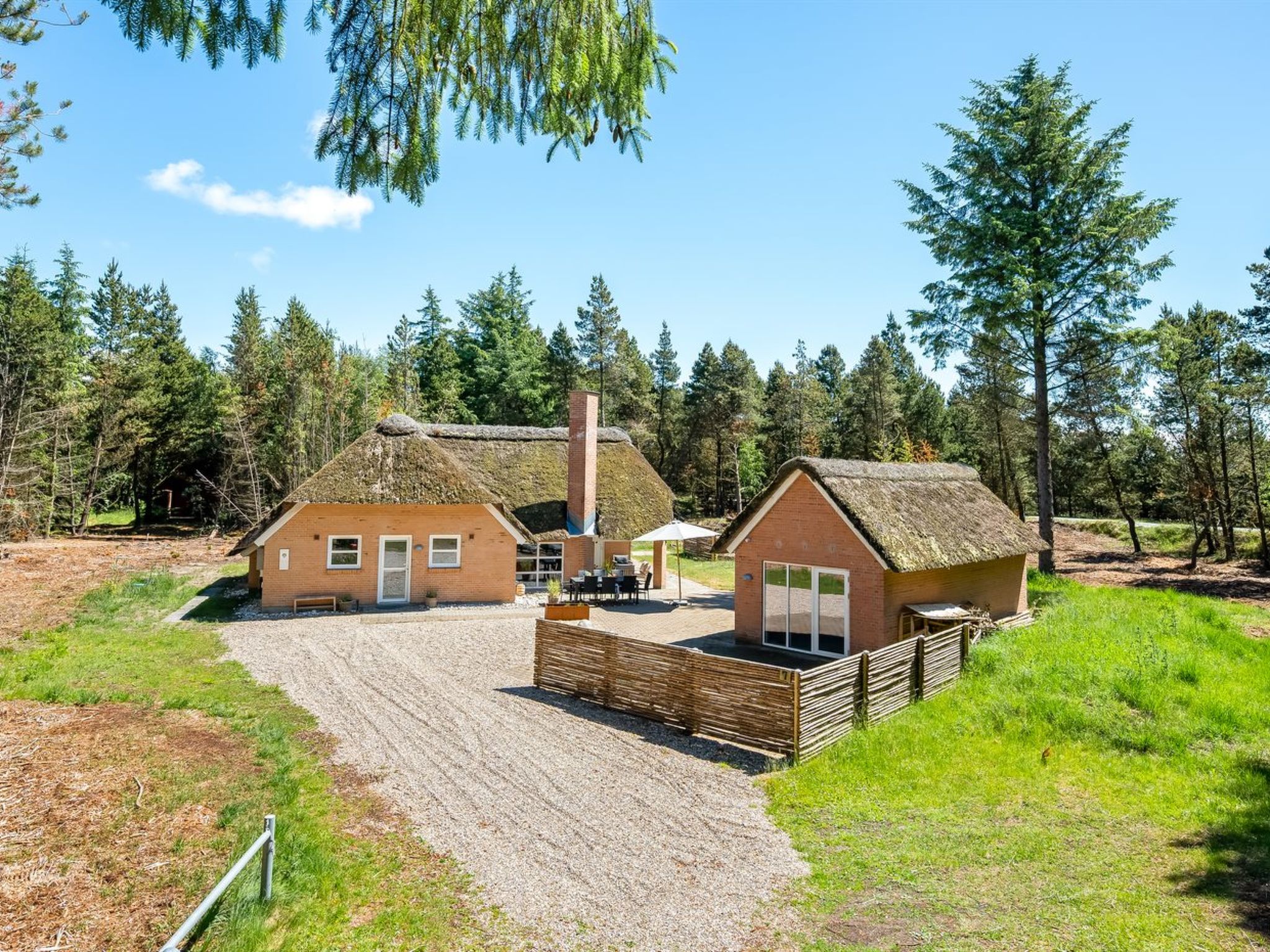 "Batsha" - 1.7km from the sea