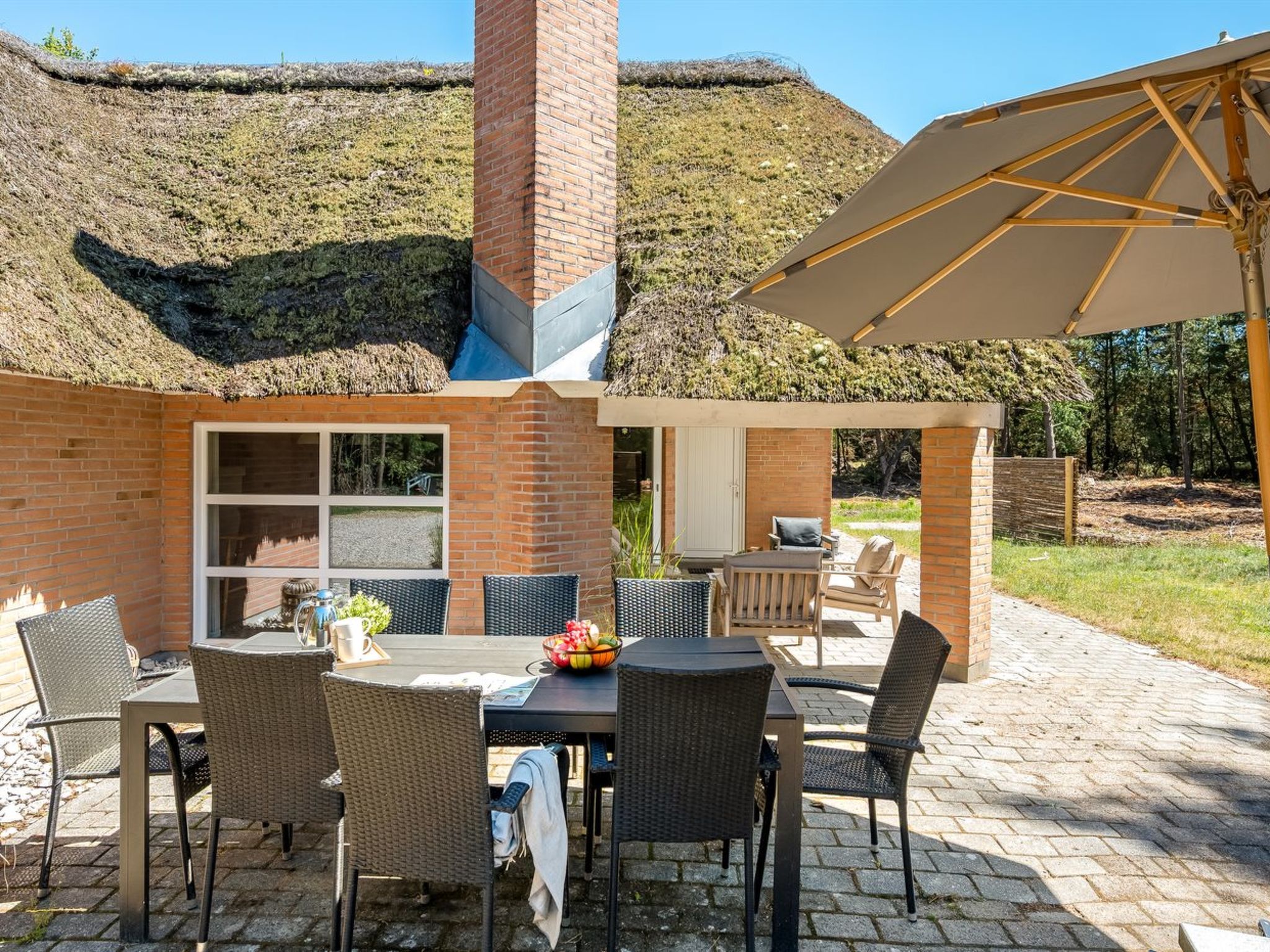 "Batsha" - 1.7km from the sea - Buiten