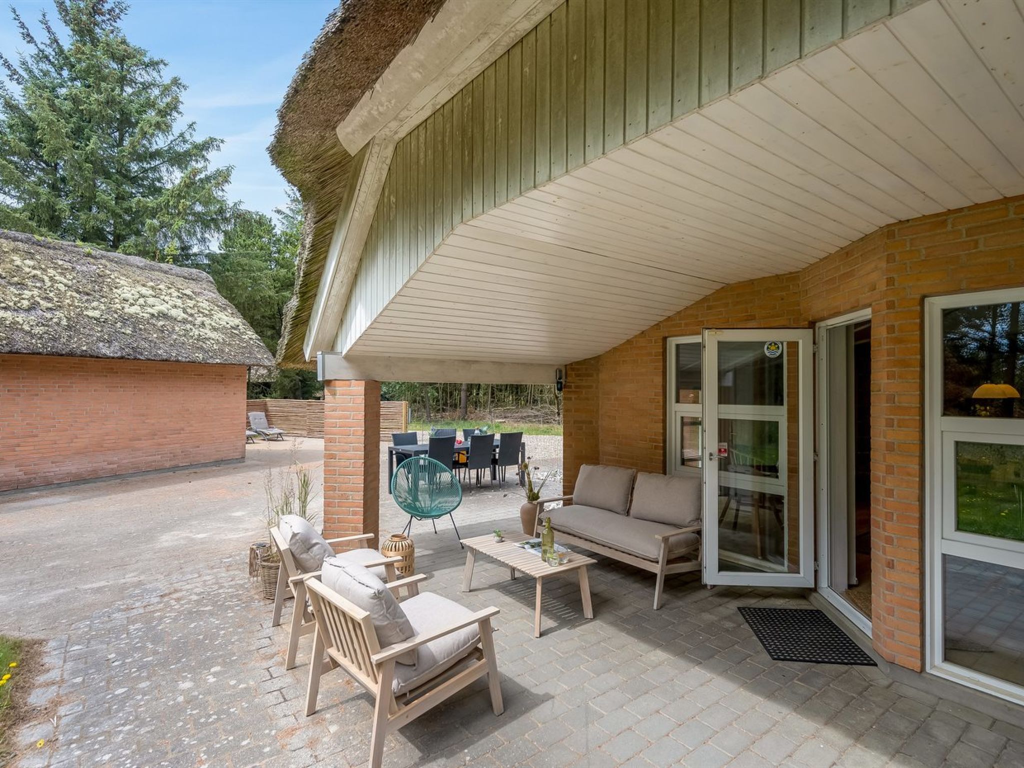 "Batsha" - 1.7km from the sea - Buiten