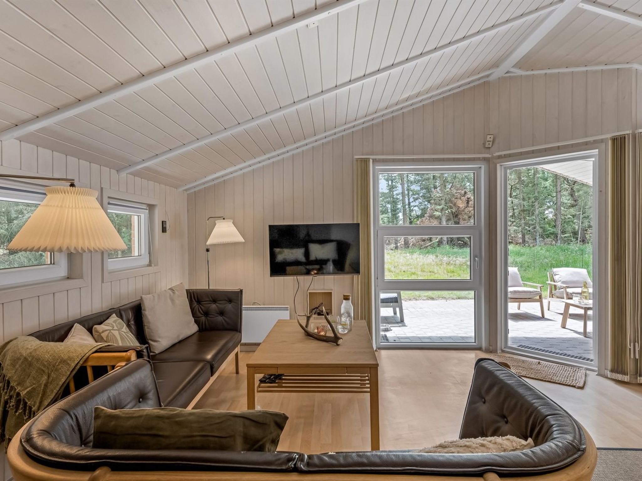 "Batsha" - 1.7km from the sea-Drinnen