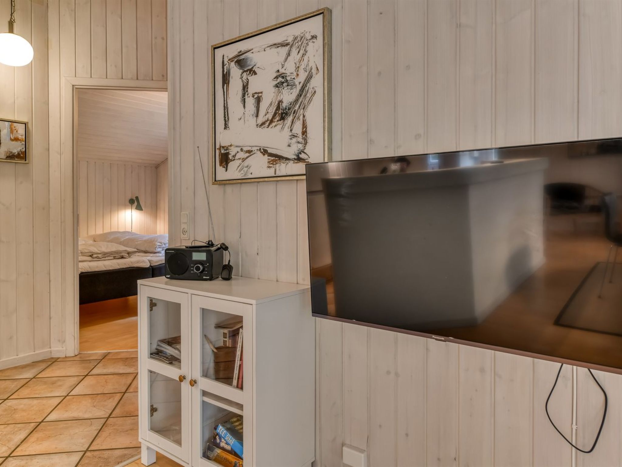 "Batsha" - 1.7km from the sea-Binnen