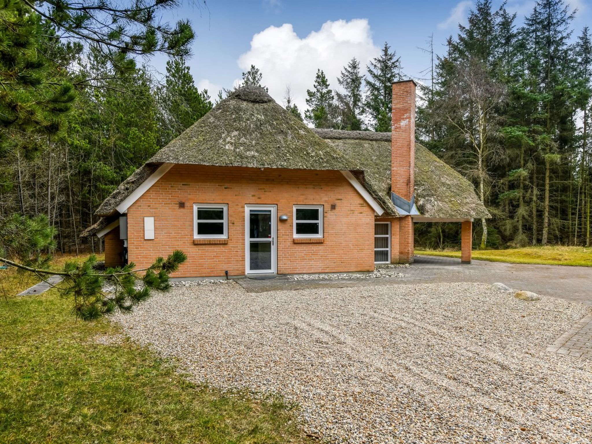 "Batsha" - 1.7km from the sea-Buiten