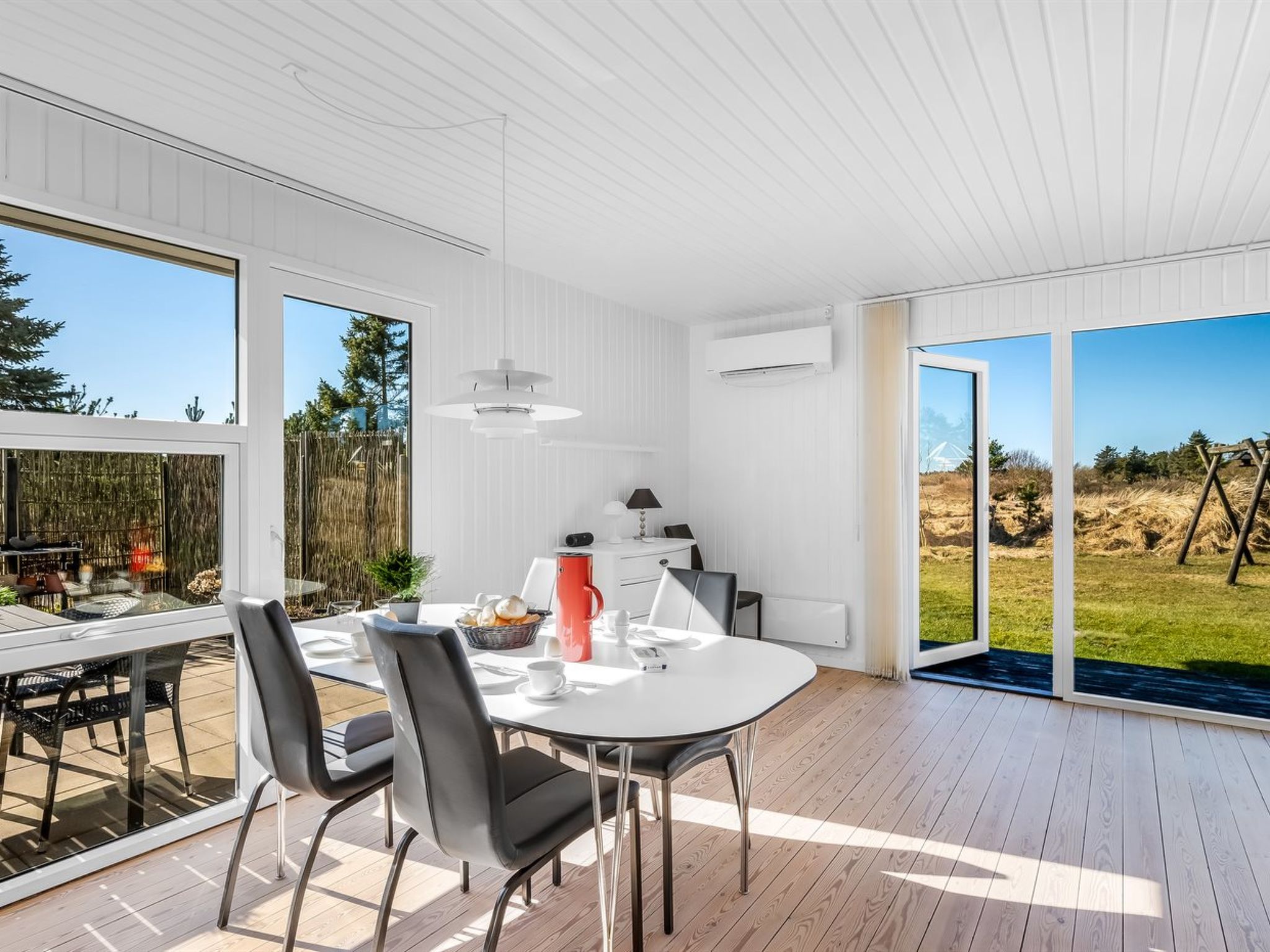 "Sinikka" - 900m from the sea - Binnen