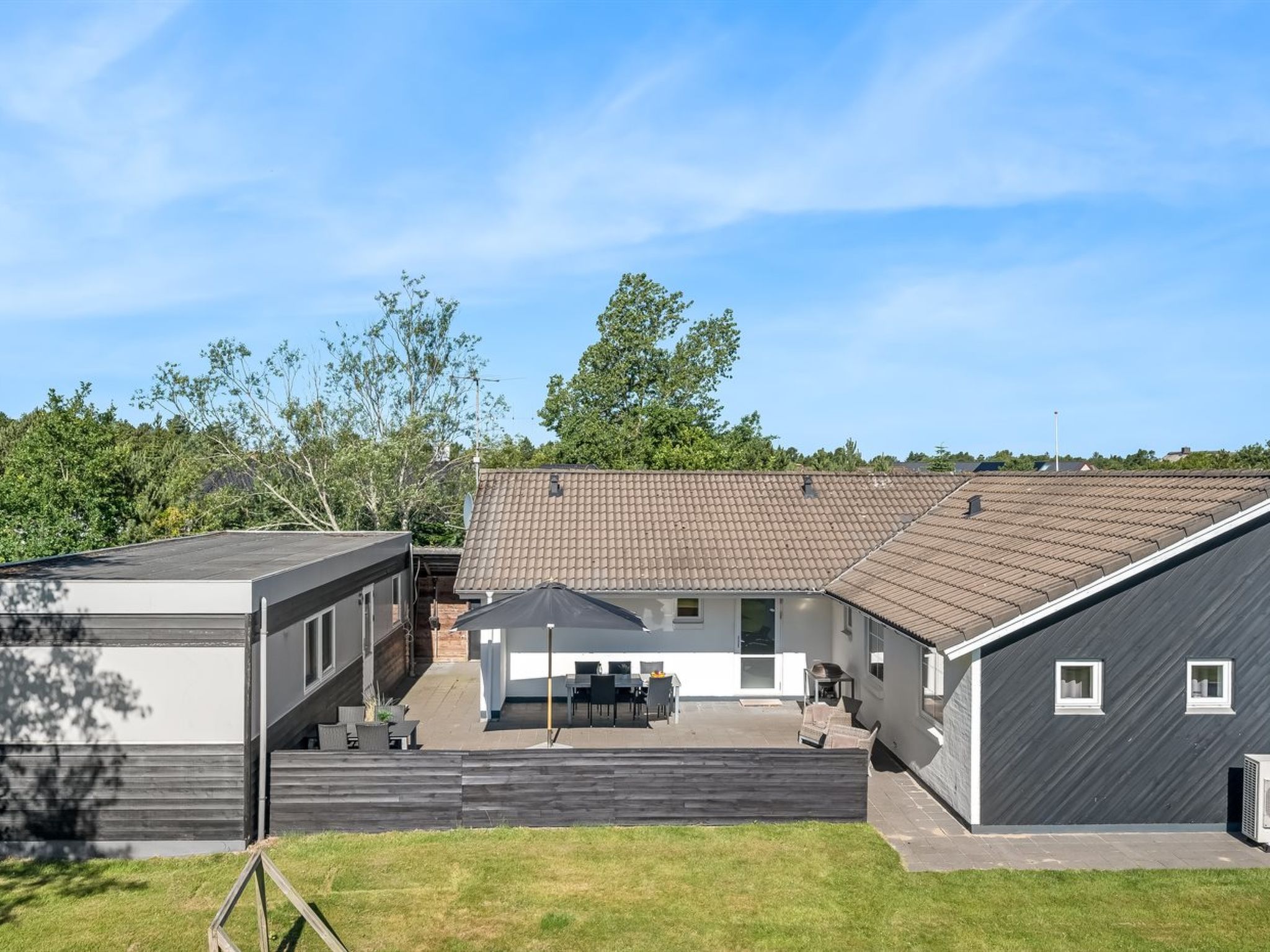 "Guthbrand" - 1.3km from the sea - Buiten